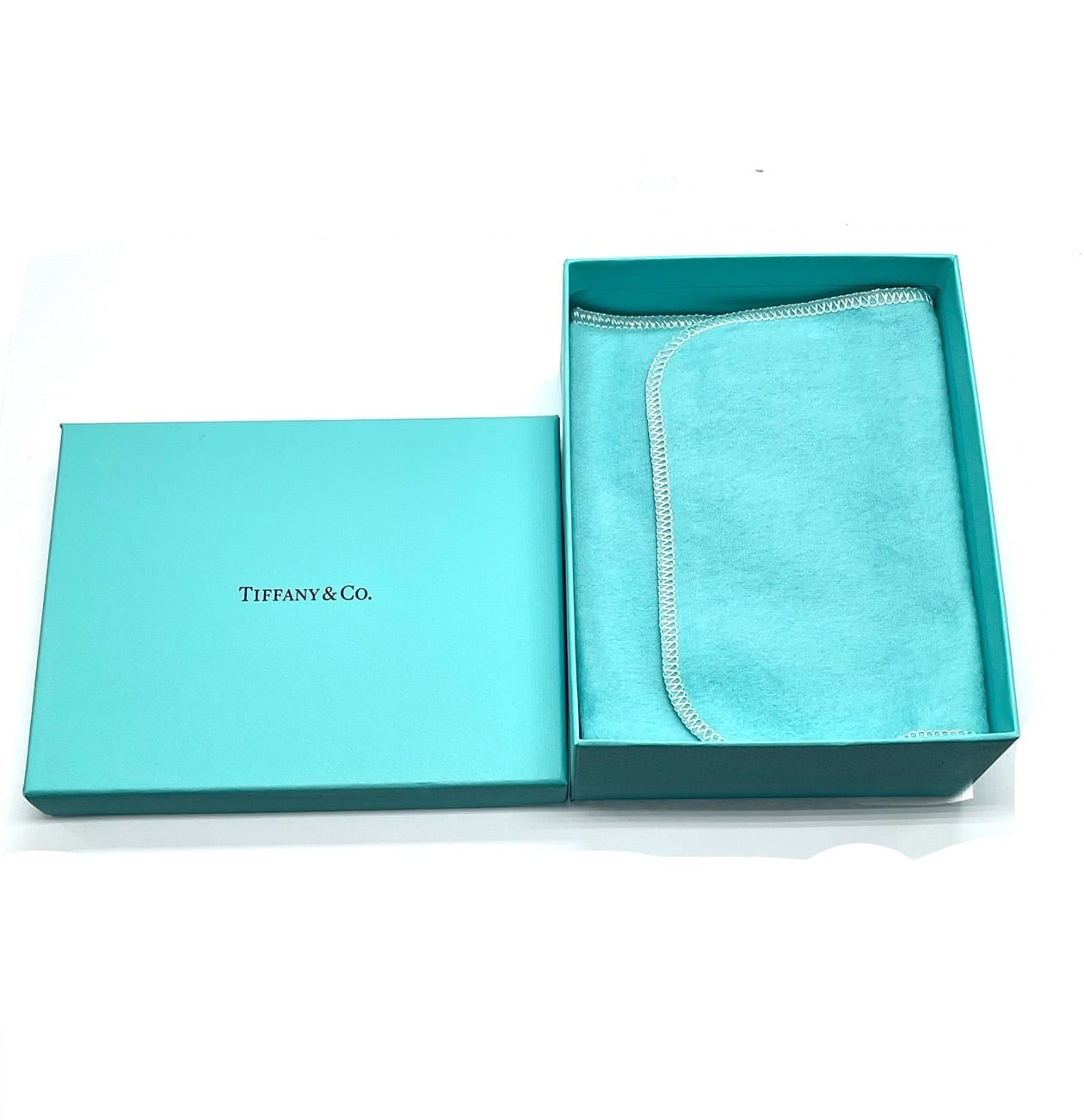Tiffany&Co. リターン トゥ ティファニー ナロー レザー ラップ Tiffany&Co. リターン トゥ ティファニー ナロー レザー ラップ