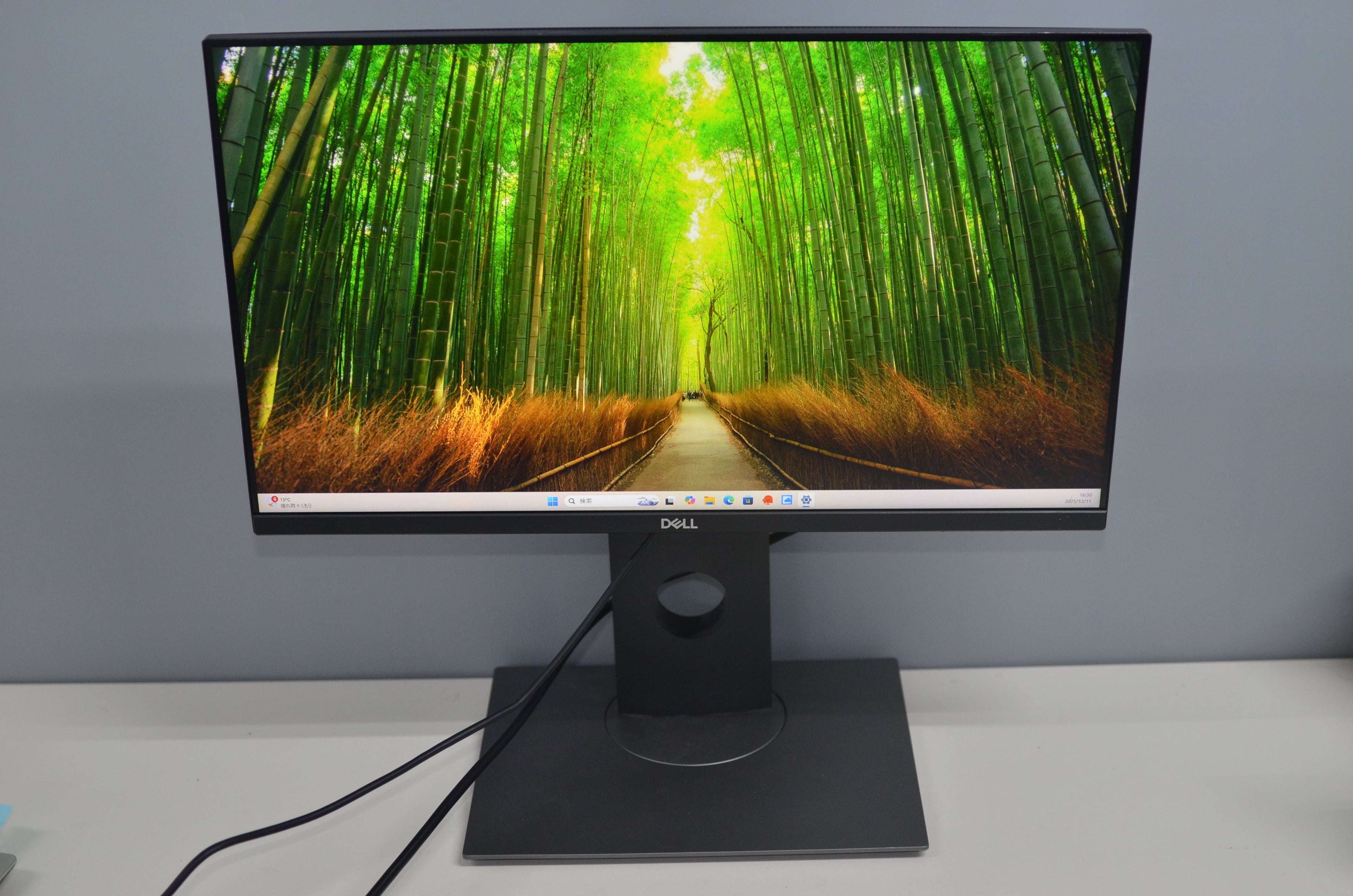 iMac（21.5-inch,Late 2013）2.7GHz Core i5〈ME086J/A〉④ | 中古