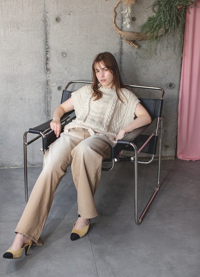 (select)ニットベスト