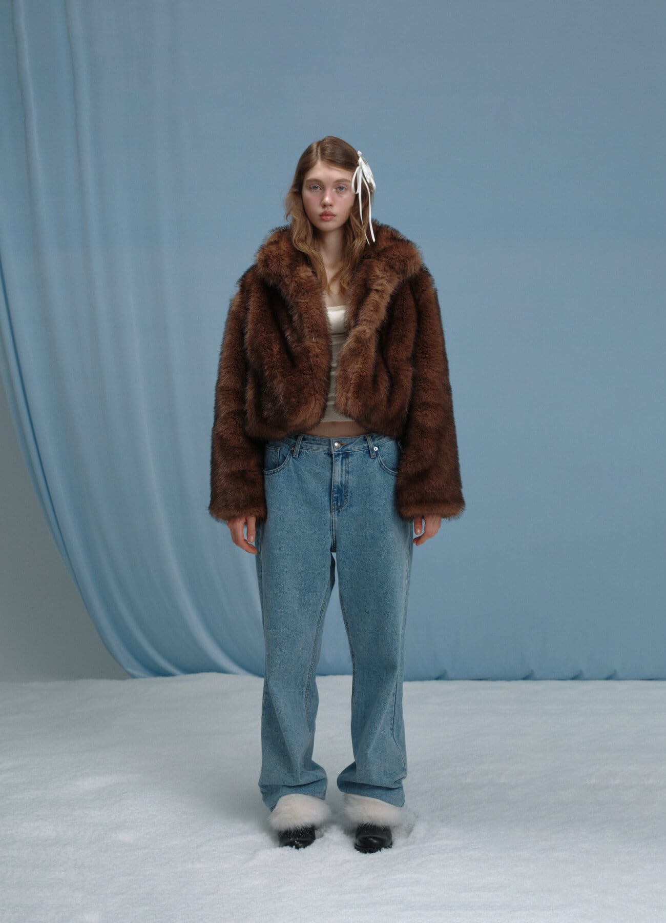 ジャケット・アウター The Barnnet Patine Cropped EcoFur Jacket Influencer pick] Patine Cropped Eco-Fur Jacket - ivory