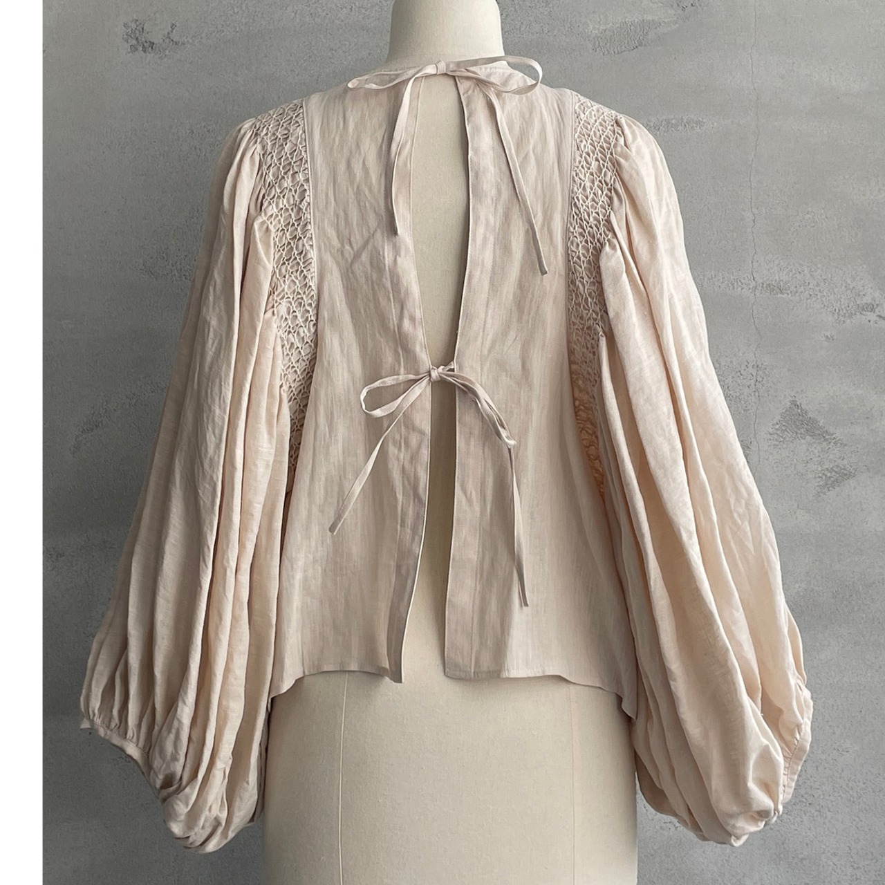 Hériter(エリテ) hand smocking blouse リネン ハンドスモッキングブラウス