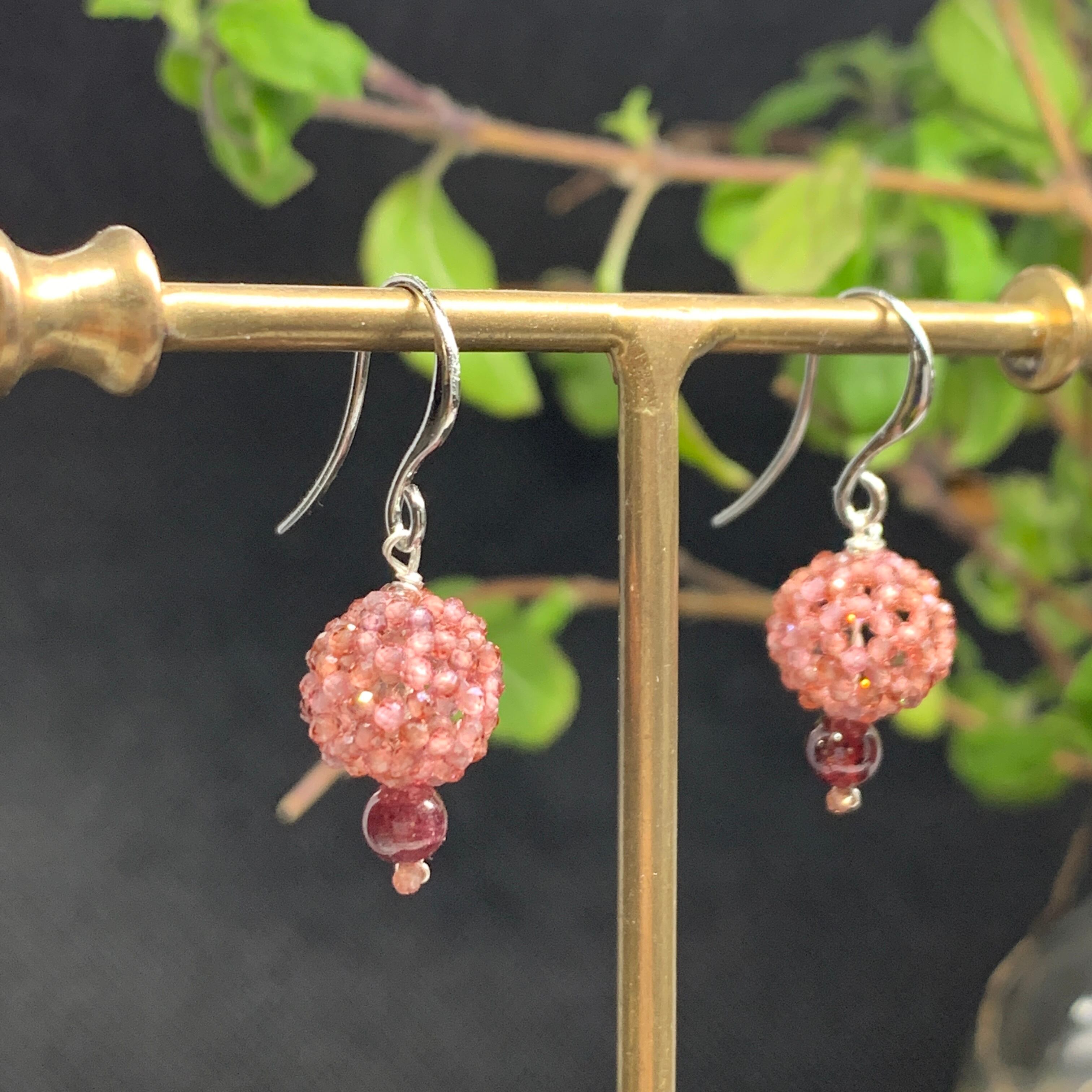 ピアス【バッキーボール(ガーネット)】 | earth venus