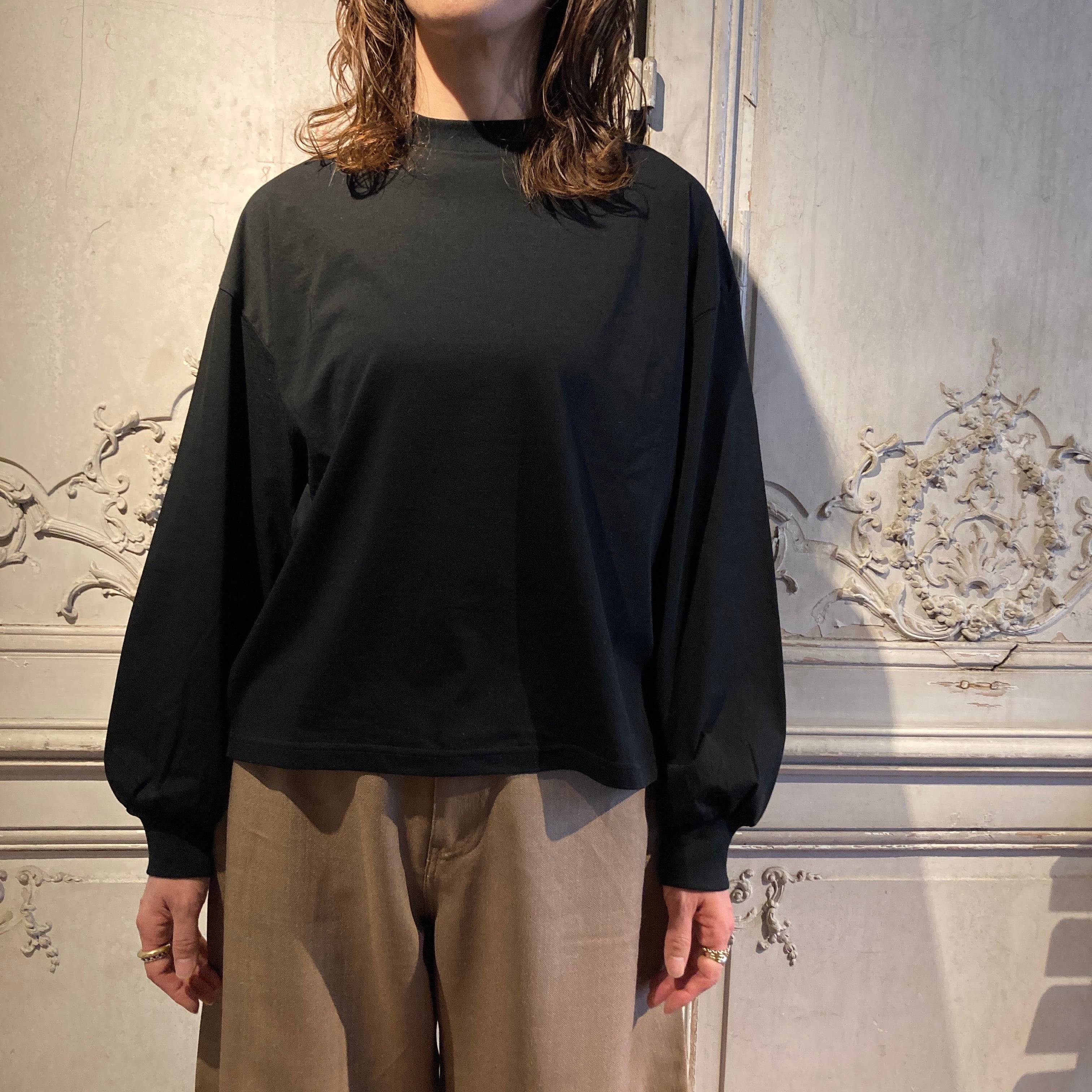 HYKE 人気即完売ロングスリーブTシャツ＋メゾンエウレカロンハーマン HYKE LONG SLV TEE BIG FIT ロングスリーブトップス｜トゥモローランド