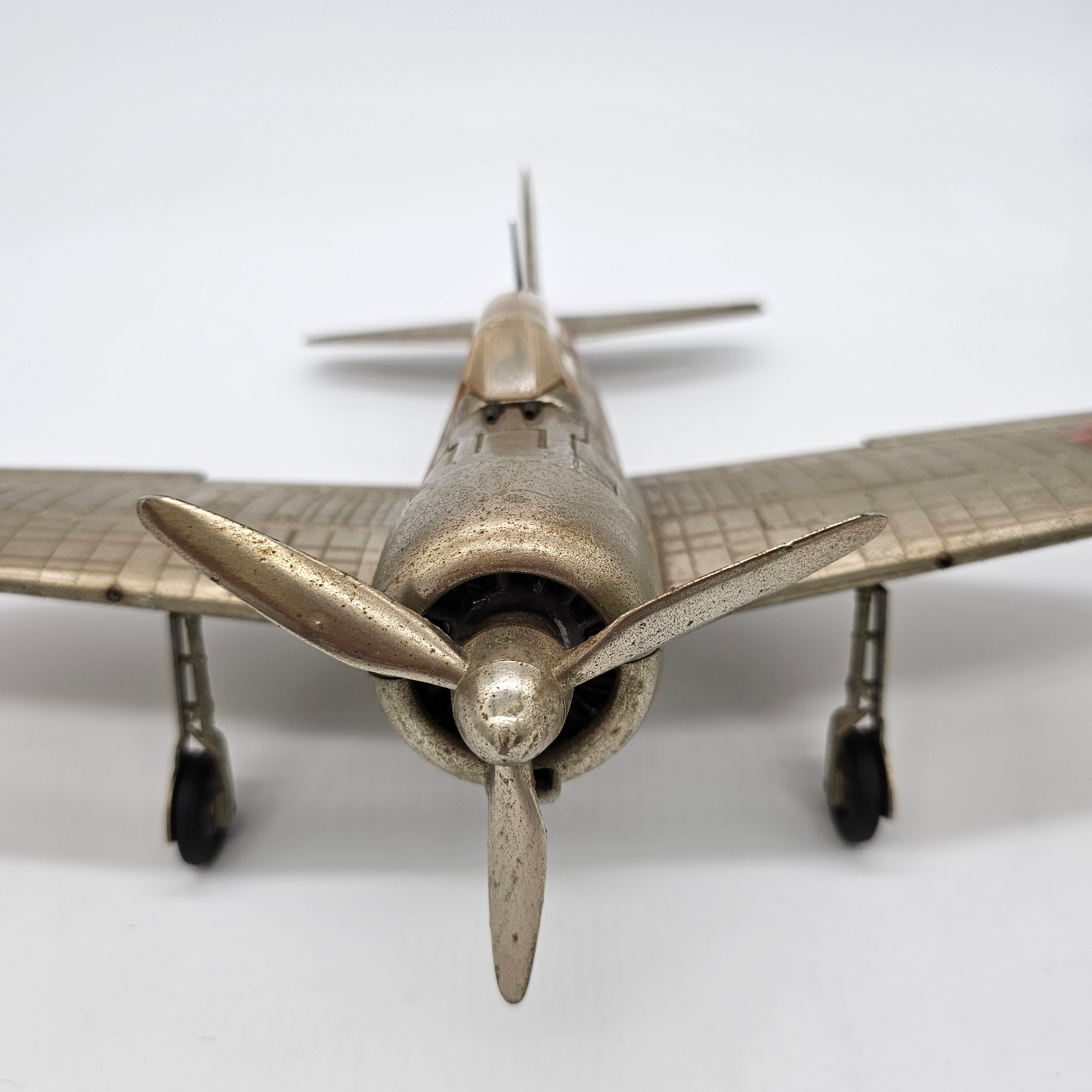 希少 レア 金属 工芸 零戦 零式艦上戦闘機21型 1/25 フェーマス 希少 レア 金属 工芸 零戦 零式艦上戦闘機21型 1/25 フェーマス
