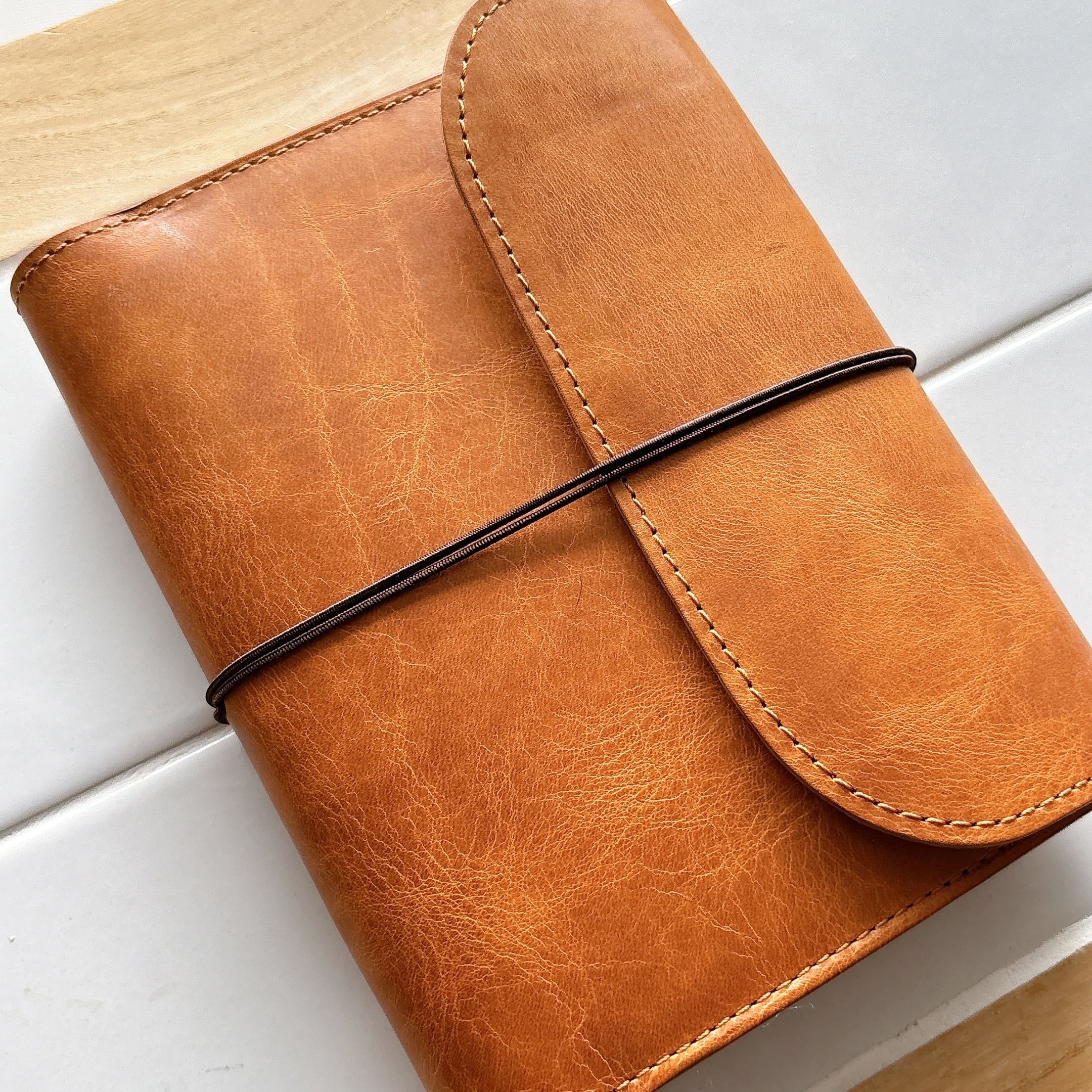 ステッカー特典付き】本革 ほぼ日オリジナルサイズカバー 手帳 A6