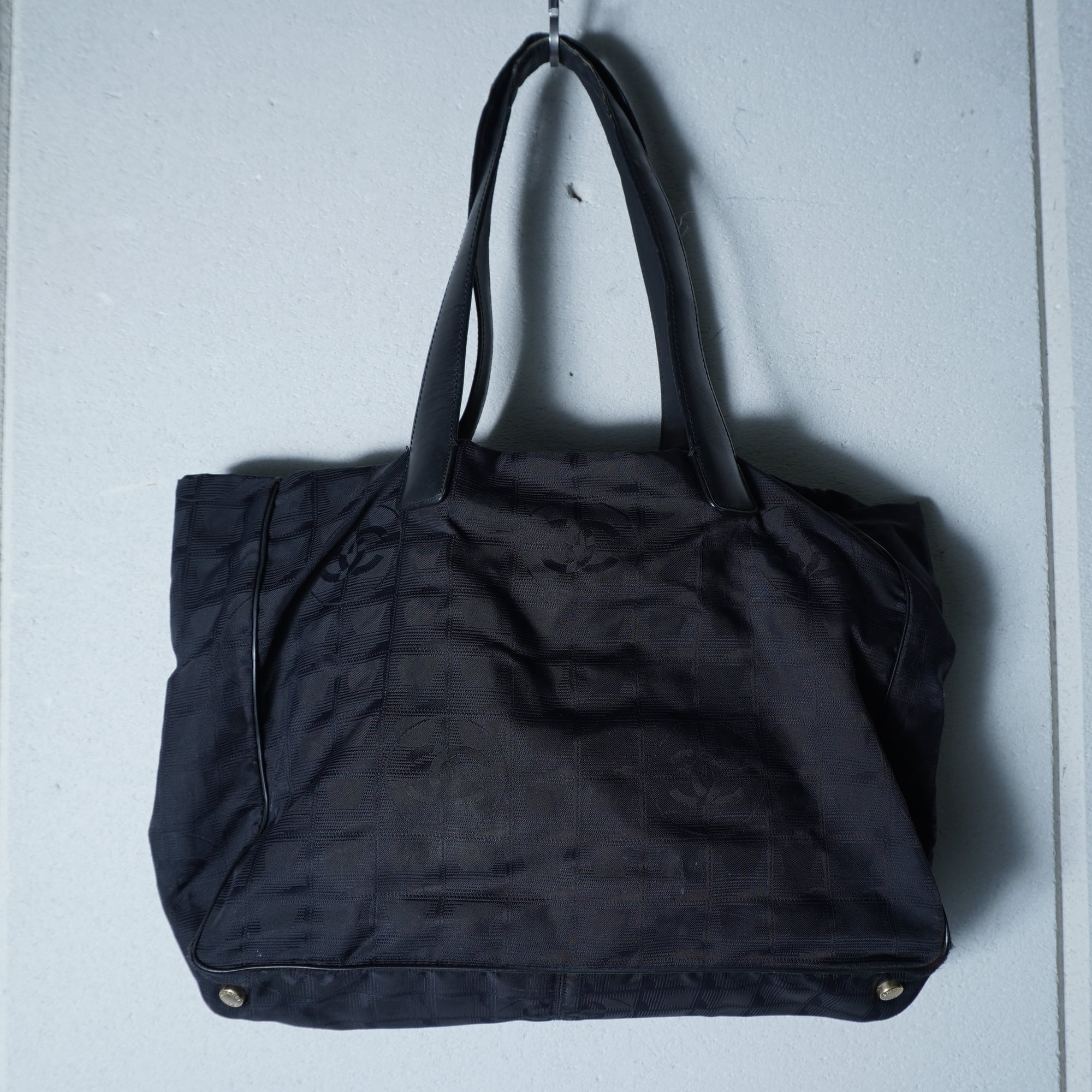 CHANEL】シャネル ニュートラベルラインナイロントートバッグ black