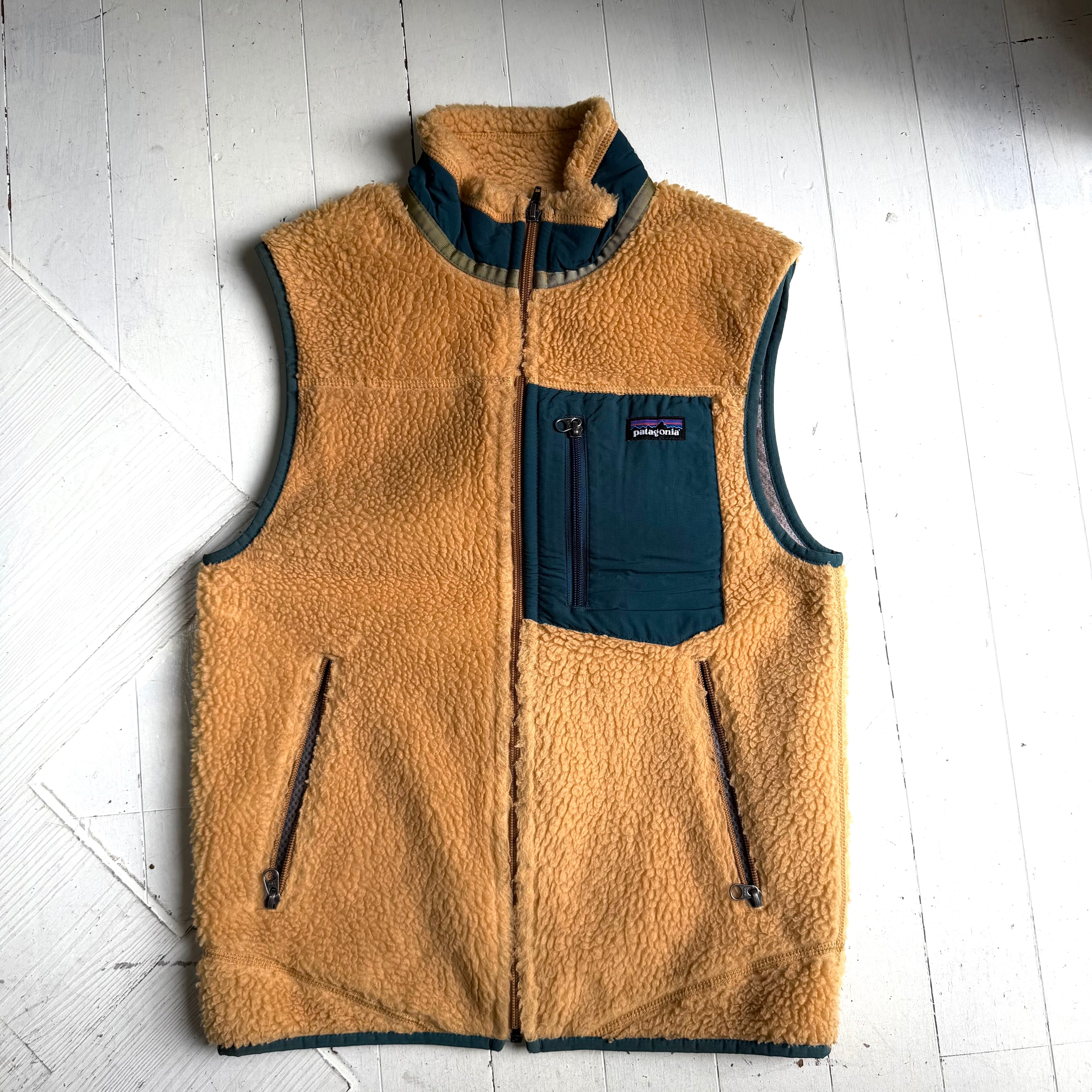 patagonia パタゴニア レトロX プレーリーゴールド　好配色 patagonia パタゴニア レトロX プレーリーゴールド 好配色 【新作紹介