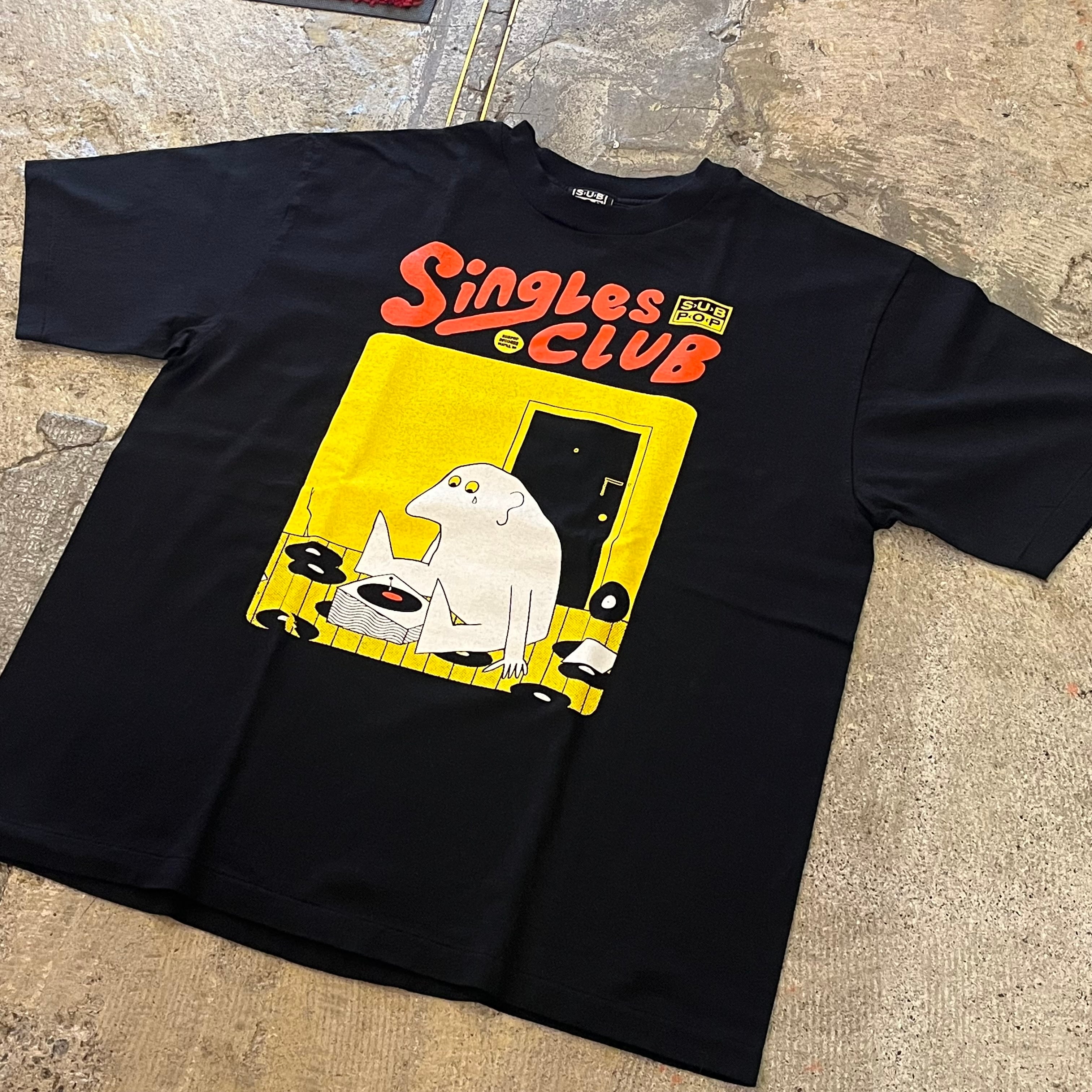 KISS × GILDAN】 バンドTシャツ ツアーT ブラック【233】 | PAY ID