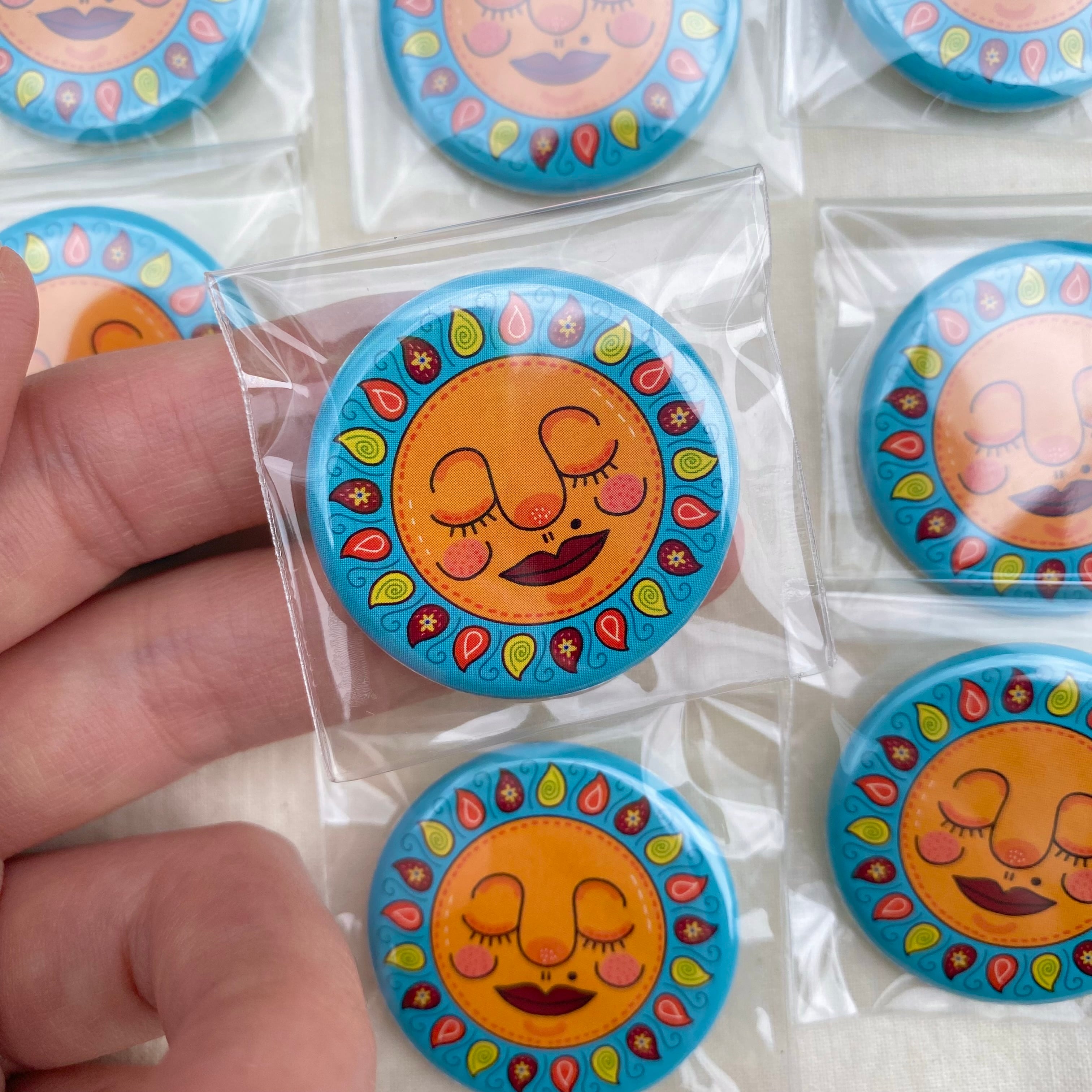 ボア毛糸〇もふもふおにぎりくんの編みぐるみキーホルダー◎ | ごろごろ畑