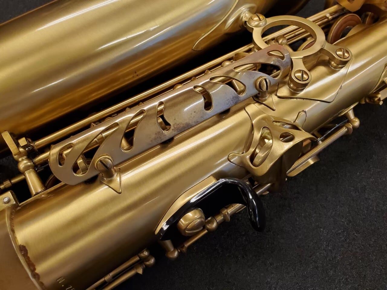 中古楽器/完売】セルマー アルトサックス SA-80Ⅱ ブラッシュドサテン