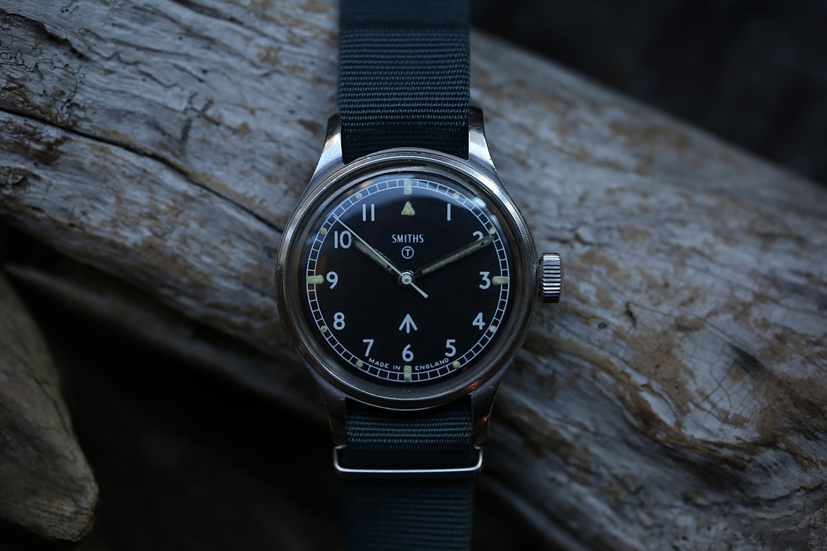 SMITHS】 1970年製 スミス イギリス軍官給品 ブロードアロー 