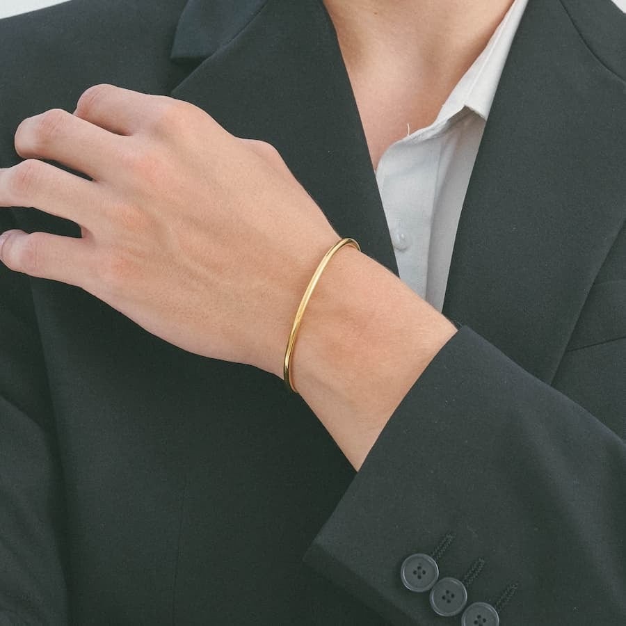thin simple bangle (gold) #b66 | Pay ID