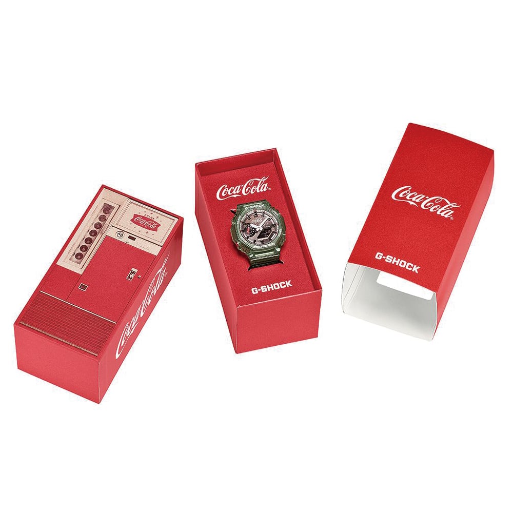 先行予約】CASIO G-SHOCK／Coca-Cola® GA-2100CC-3AJR グリーン