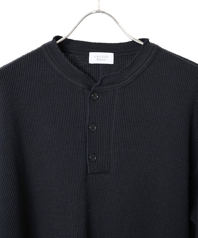 UNUSED / US2595 LONG-SLEEVE HENRY NECK WAFFLE T-SHIRT(BLACK)