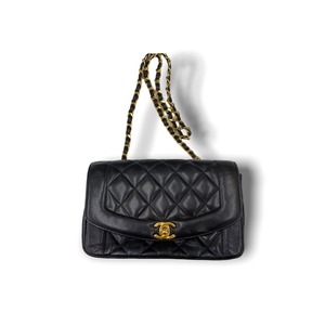 シャネル　マトラッセ　チェーンショルダーバック