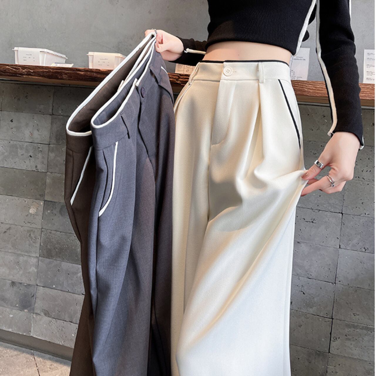 ハイウエスト ツータック センタープレス ワイドレッグパンツ W00004