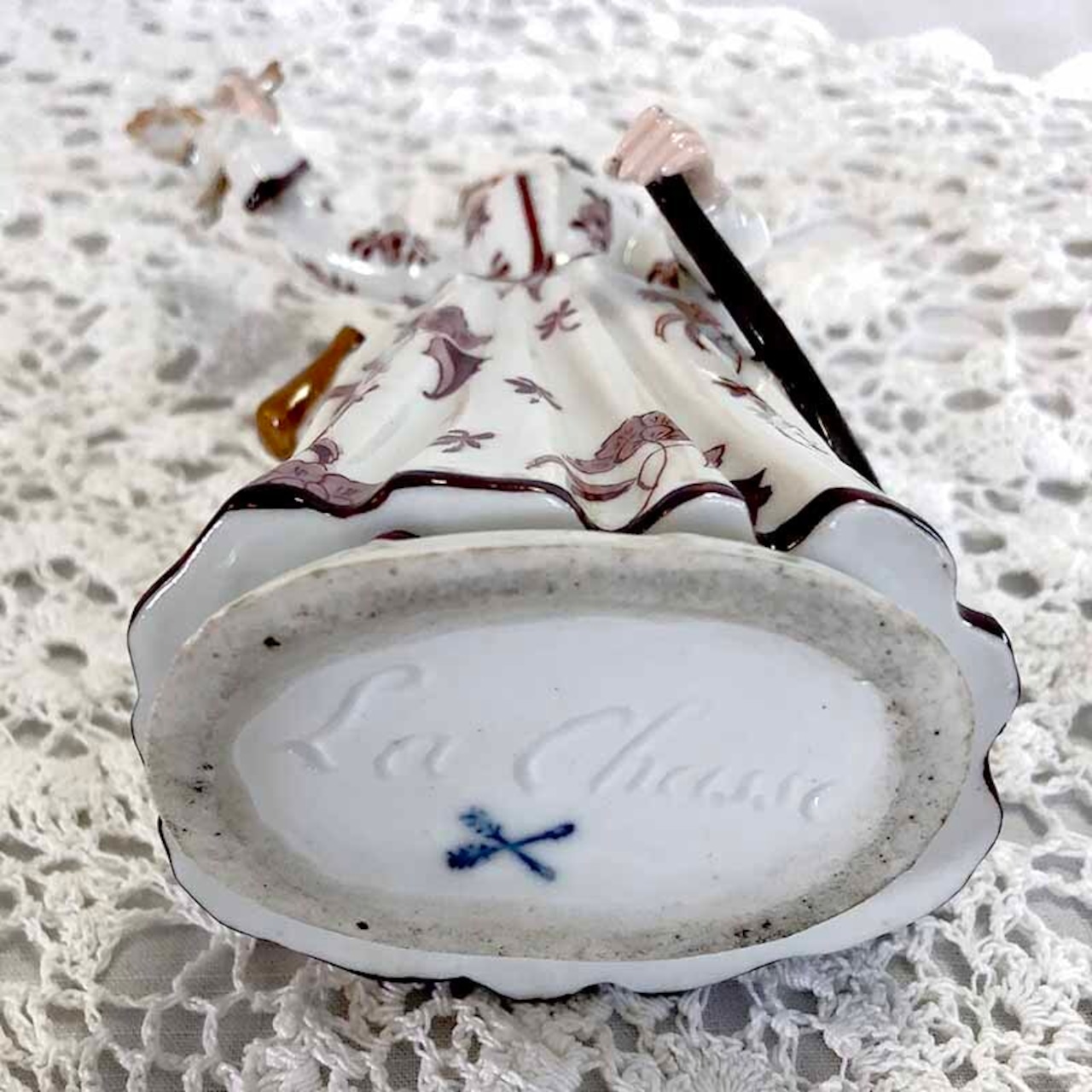 陶器人形  鳥鷲掴み　狩猟　ドレス　猟銃　La Chasse 11OTL34