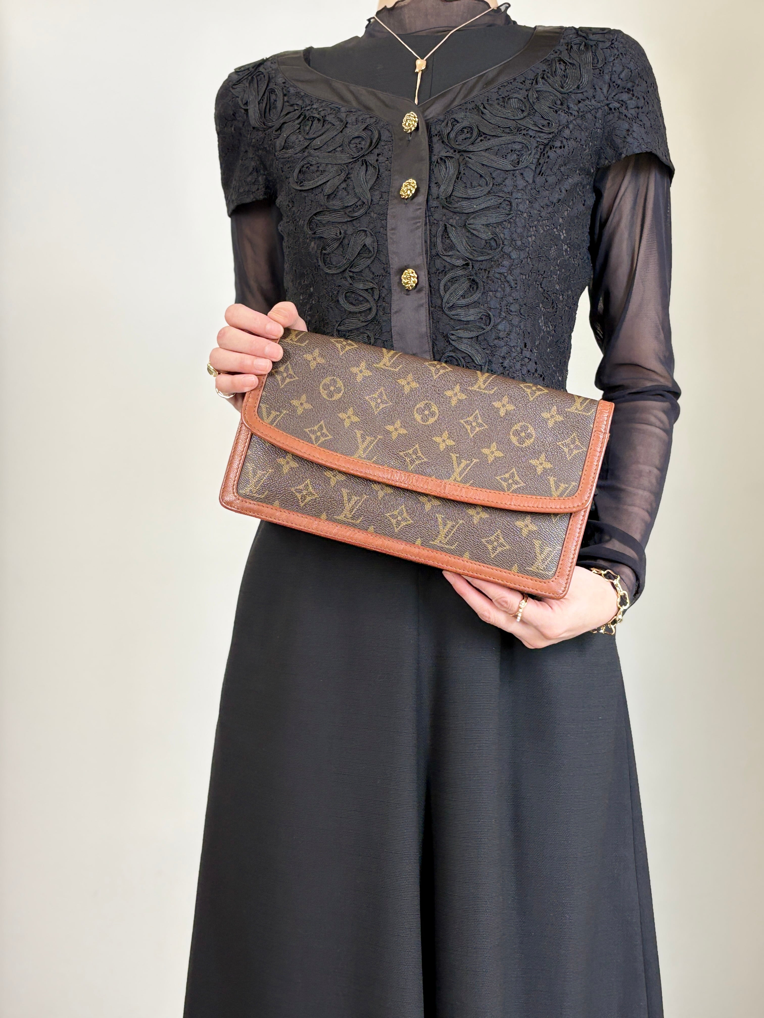 LOUIS VUITTON ルイヴィトン モノグラム クラッチバッグ ブラウン PVC レザー ポシェットダムGM M51810 vintage ヴィンテージ オールド 3pebsa