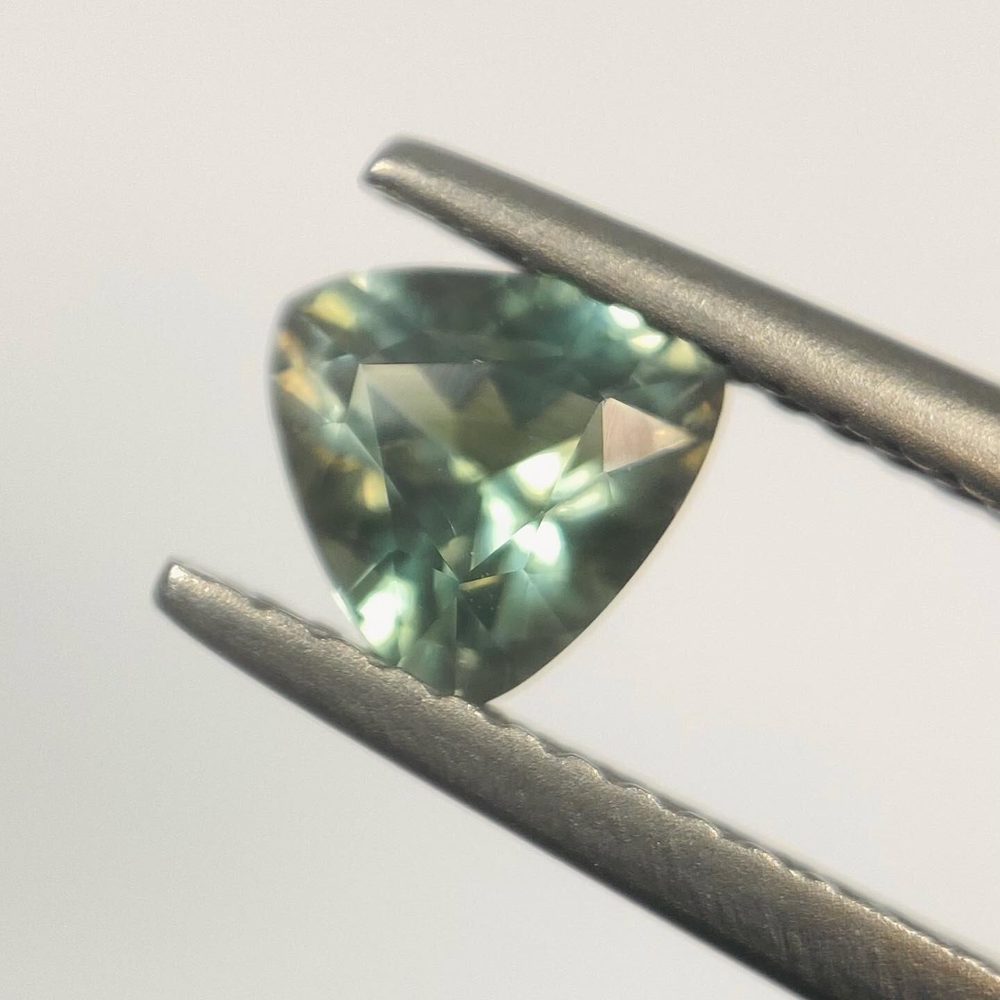 カメレオンな希少オレゴンサンストーン3