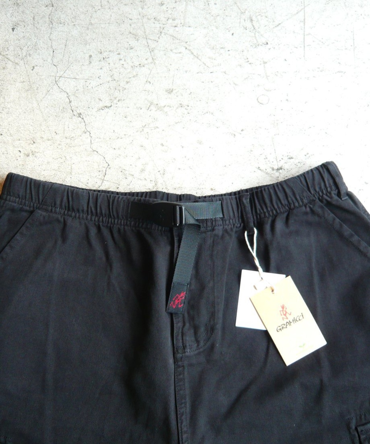GRAMICCI カーゴショートパンツ black