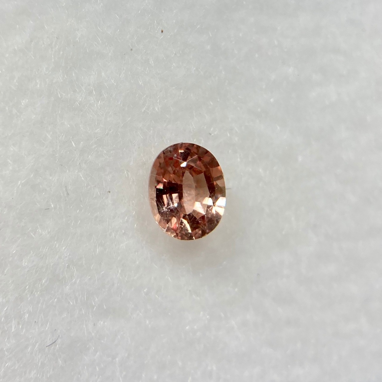 オーバル サファイア ピンク系 約4.4mm*3.5mm  No.1
