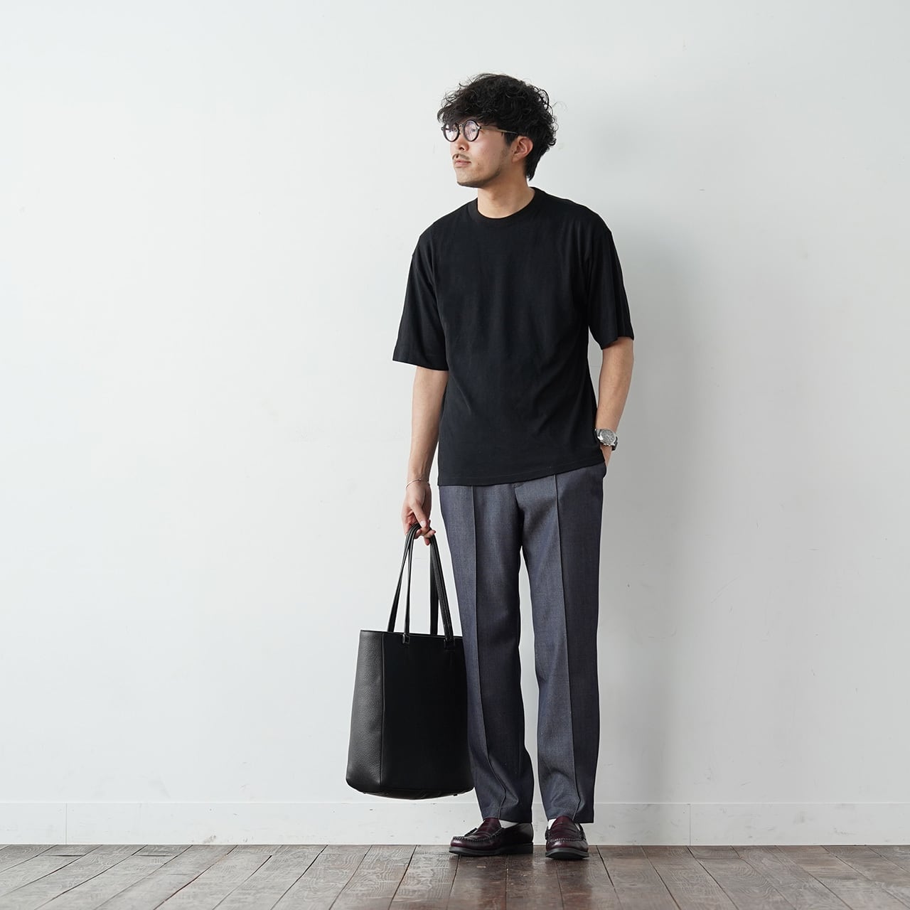 デニムを卒業した大人のための「尾州ウールデニムスラックス」 | JiTan