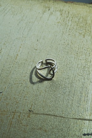 Tangled Ring