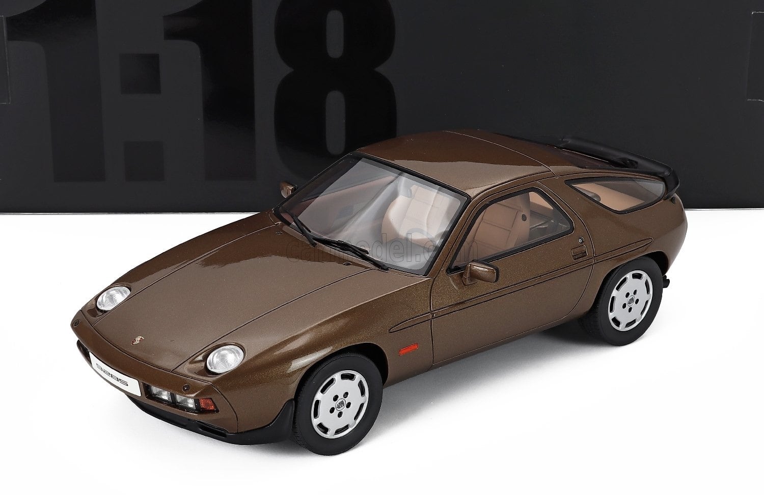 ミニカー 1/18 メルセデス ベンツ Cクラス C63 NZG 1/18 MERCEDES BENZ