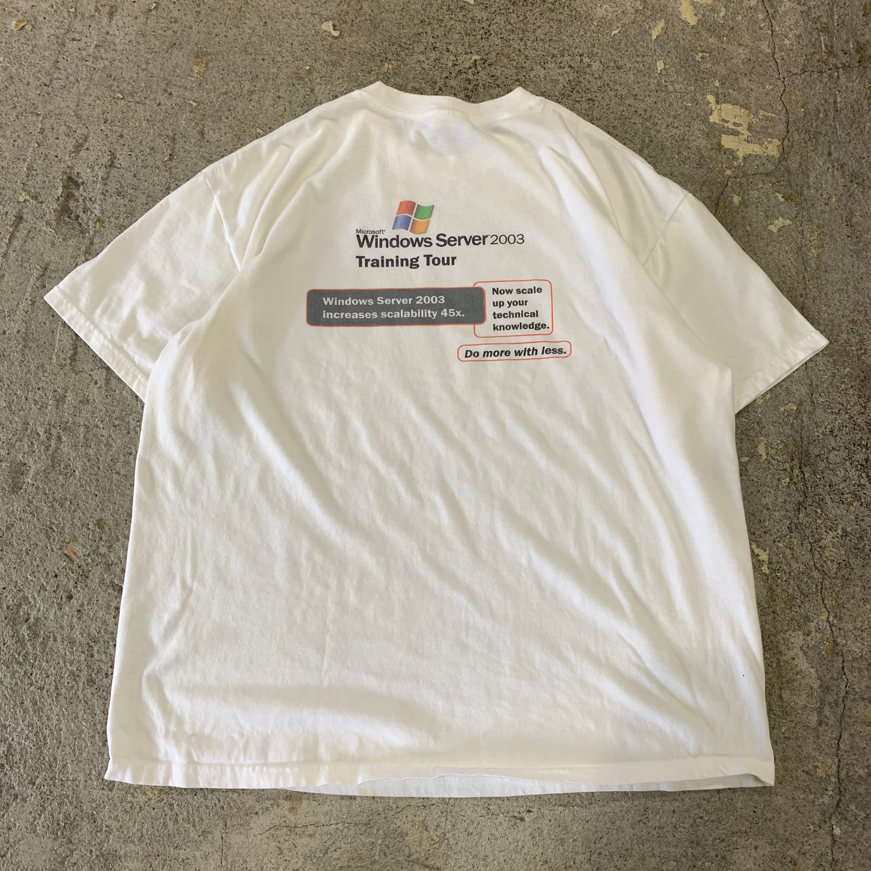 00s Microsoft Windows T-shirt