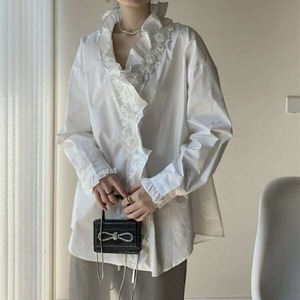 フリルブラウス シャツ 大人 きれいめ 大人っぽ レトロ 可愛い 着回し 上品 新作 人気 エレガント シンプル ホワイト ブラック トップス お出かけ デート お呼ばれ レディース 20代 30代 40代 春 秋 夏 オケージョン TP-1496CMY IMAGIBUNE