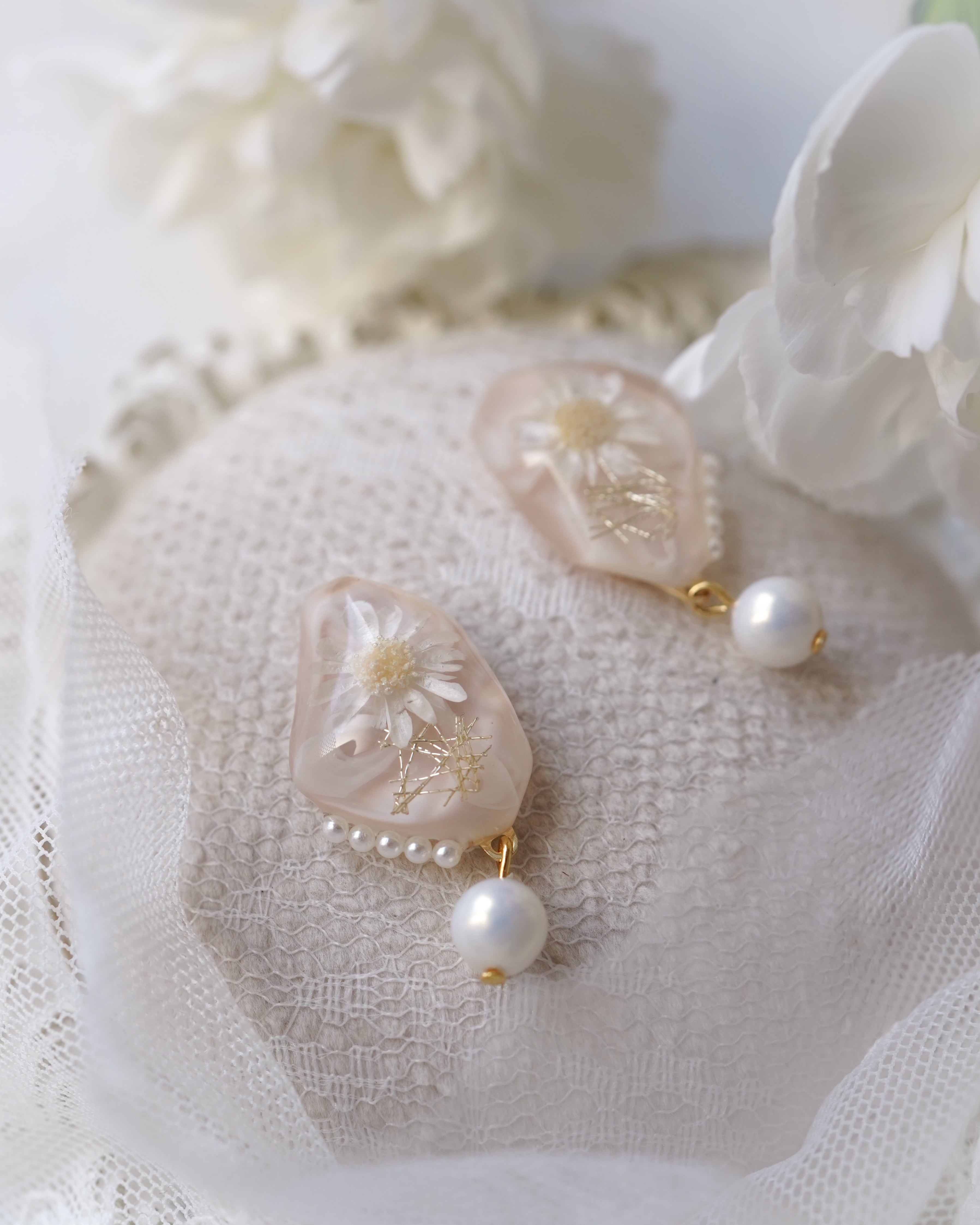 【今回限定品】『 春の訪れ 』耳飾り