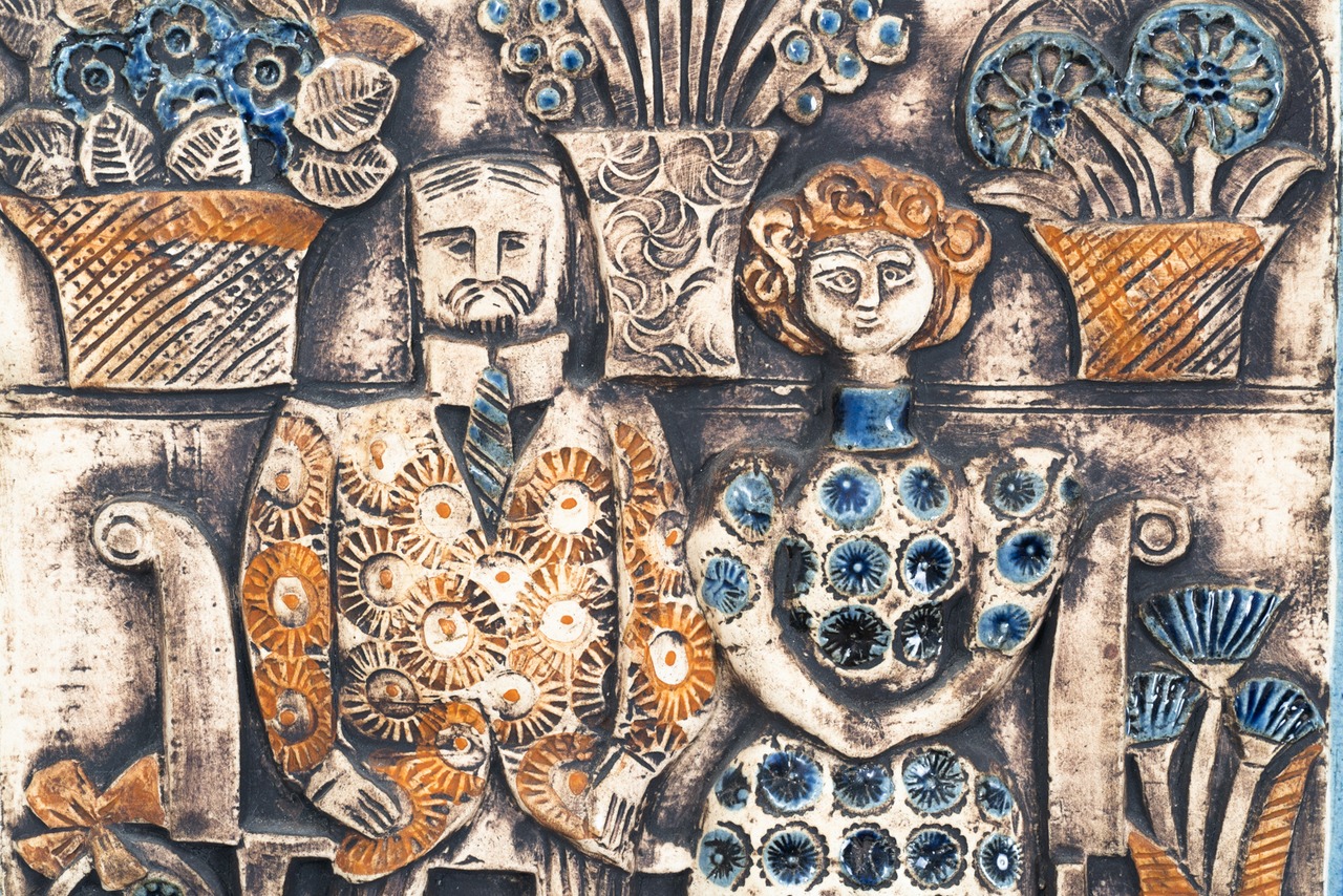 Lisa Larson | Jubileum Ceramic Wall Plaque