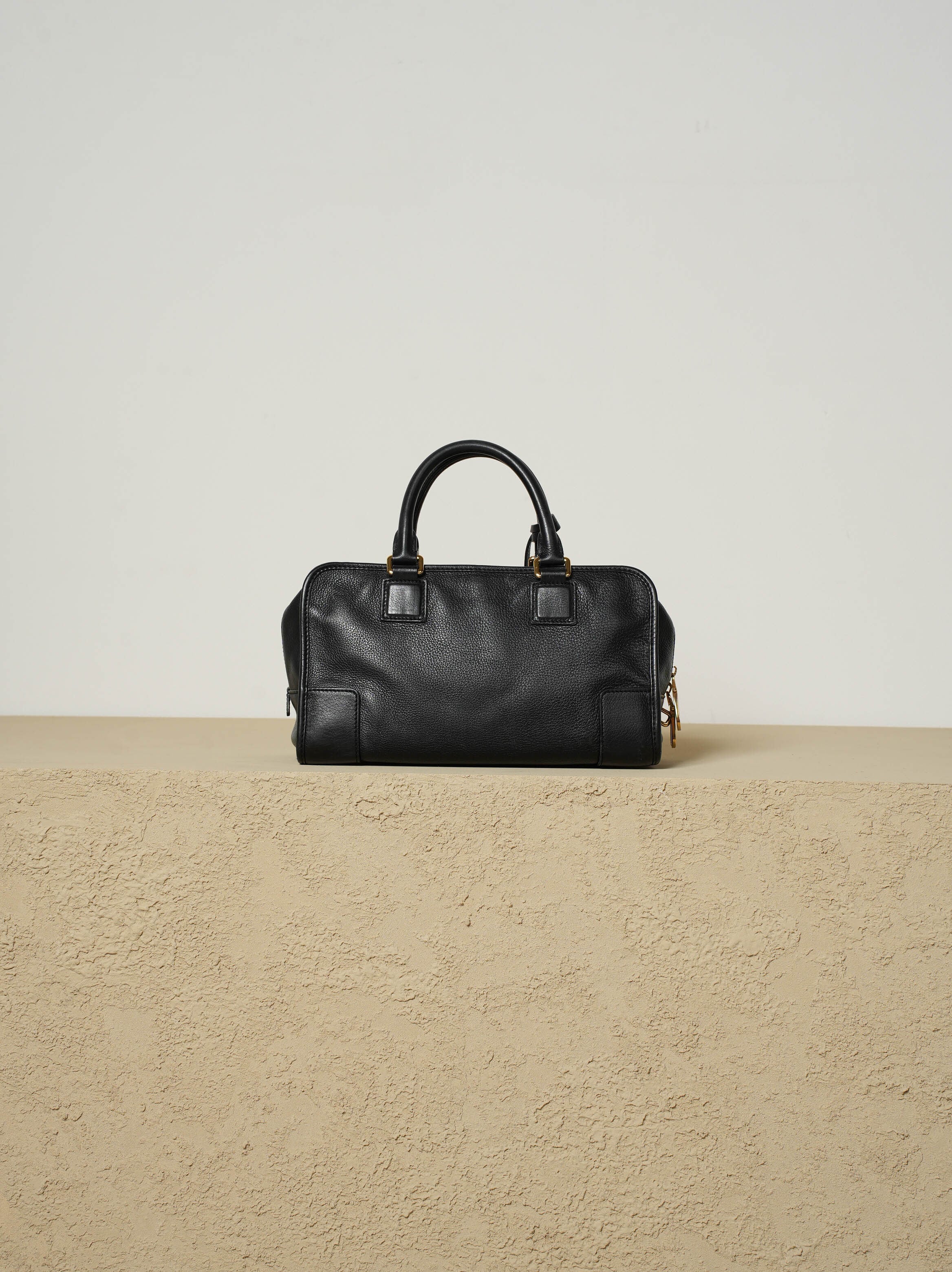 LOEWE ロエベ アマソナ28 ブラック ゴールド金具 ハンドバッグ | Raum