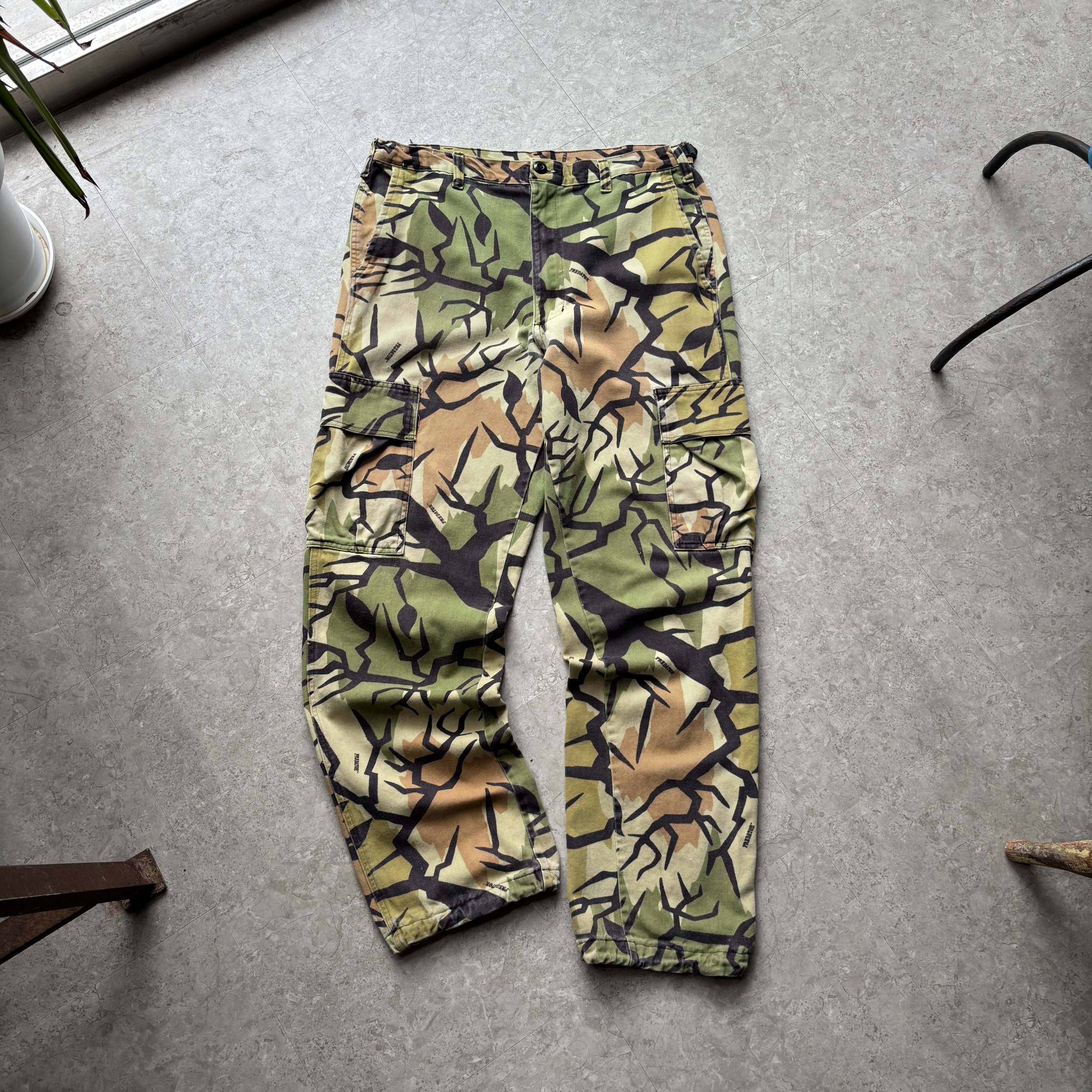 90s PREDATOR camouflage cotton cargo pants【仙台店】
