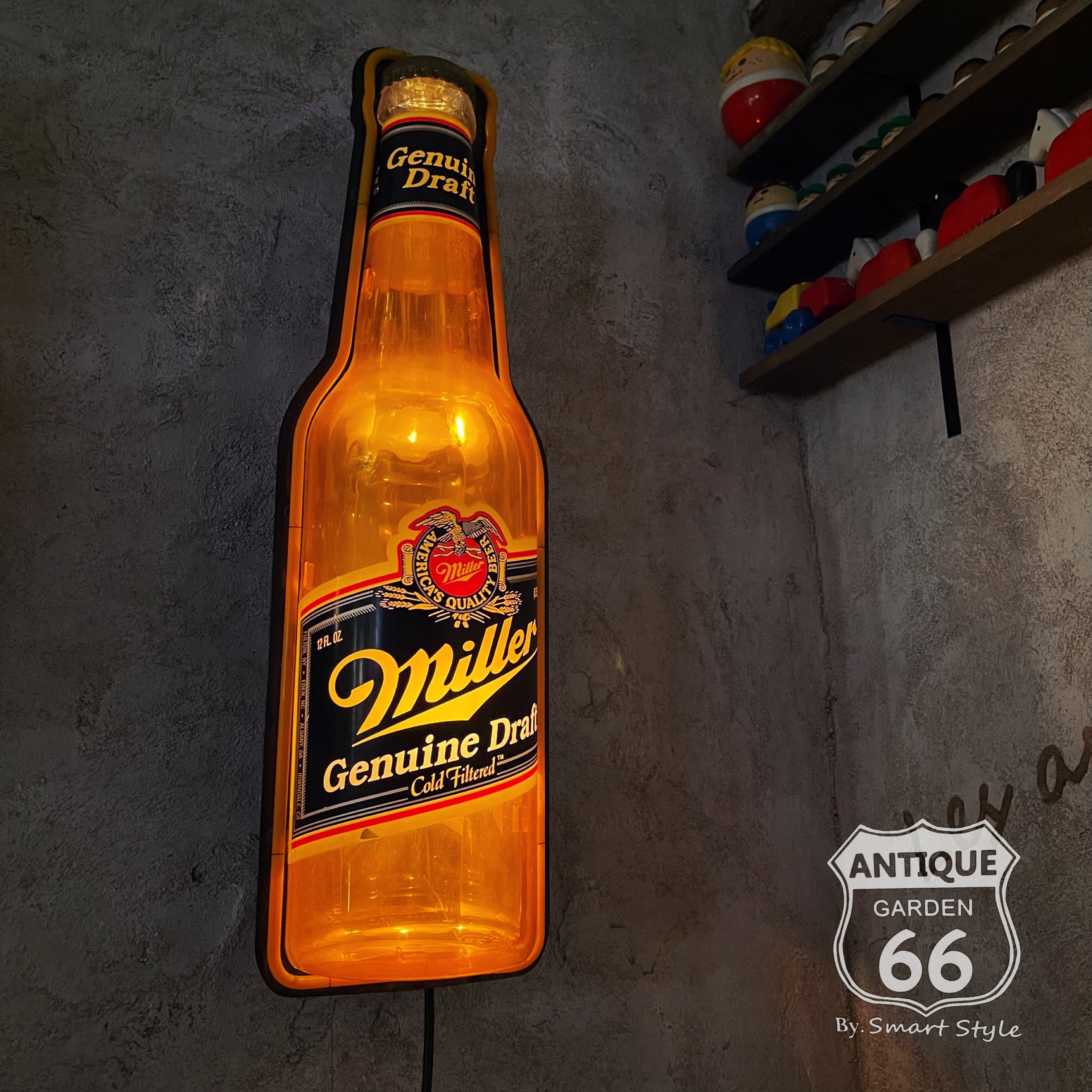 【難あり】80's USA ヴィンテージ Miller Beer ミラービール 特大 ボトル型 壁掛け 電飾看板 ディスプレイ  照明【I-102-040】