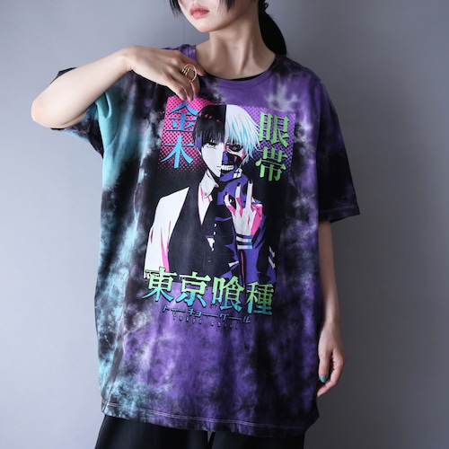 "東京喰種" psychedelic poison color over silhouette h/s tee