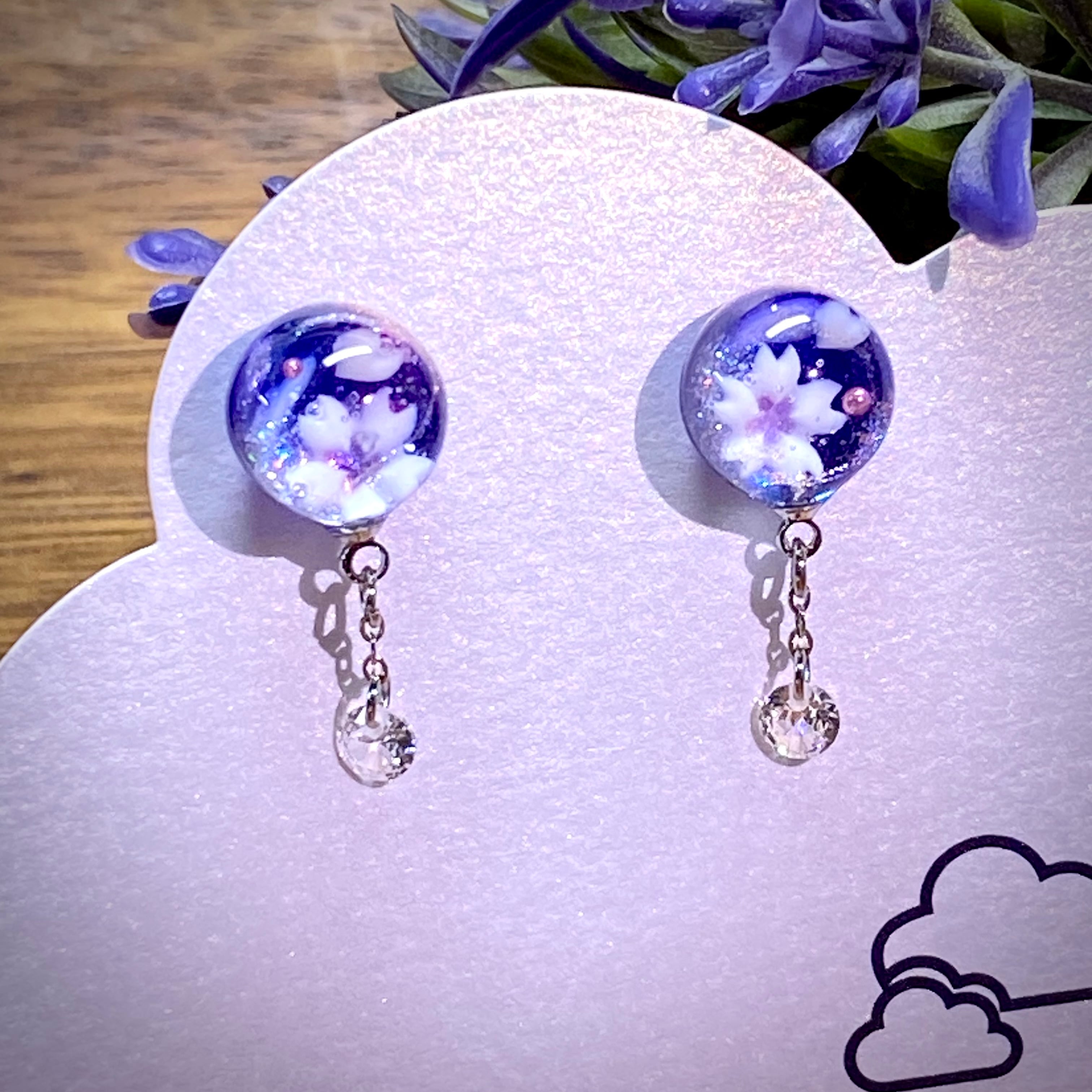 レジンキャッチ式ピアス  桜とキュービックジルコニア 小さめ シルバー/パープル  サージカルステンレス