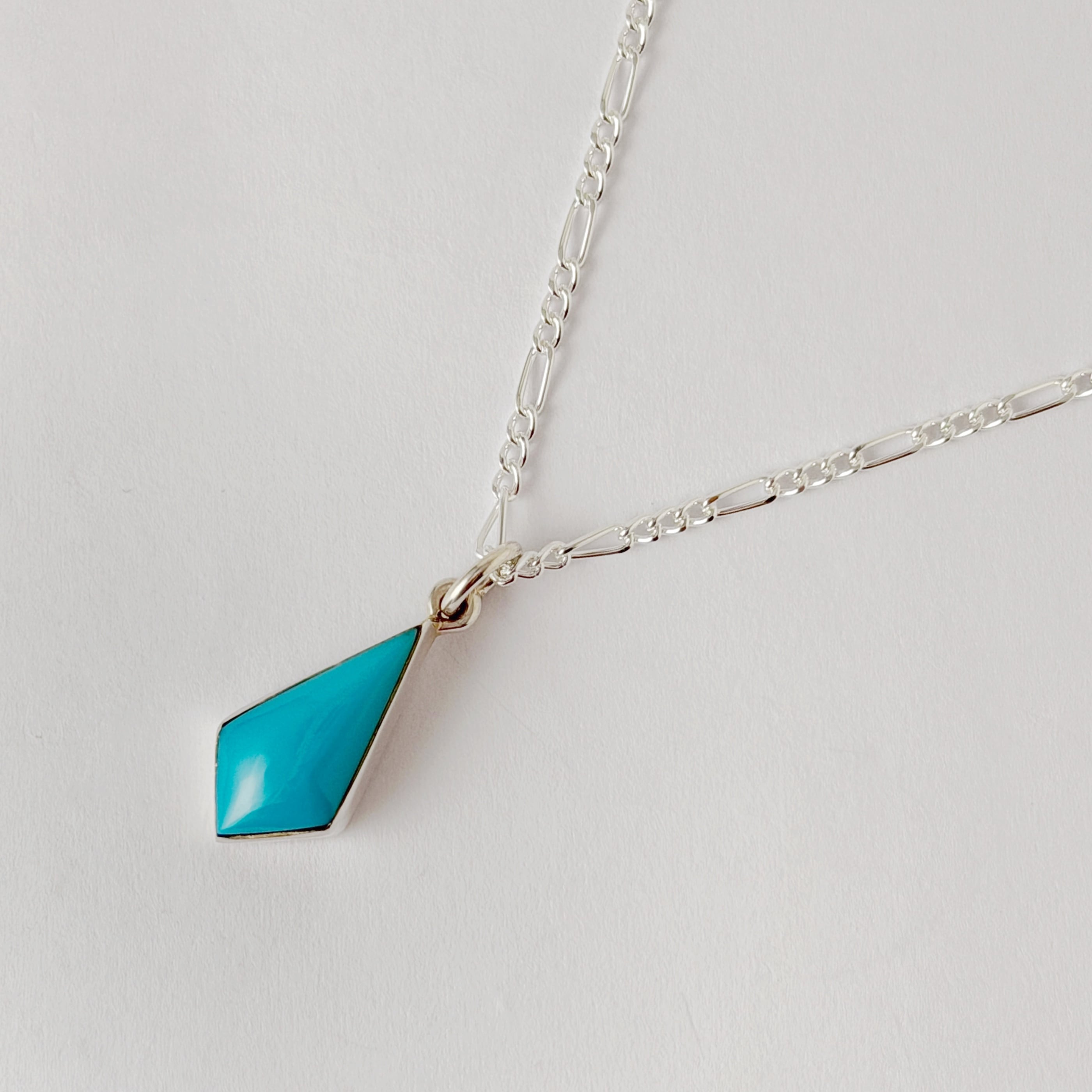 《Indian Jewelry 》CATHY WEBSTER作 フォックス ターコイズ ターコイズ ペンダント ネックレス (チェーン オプション)