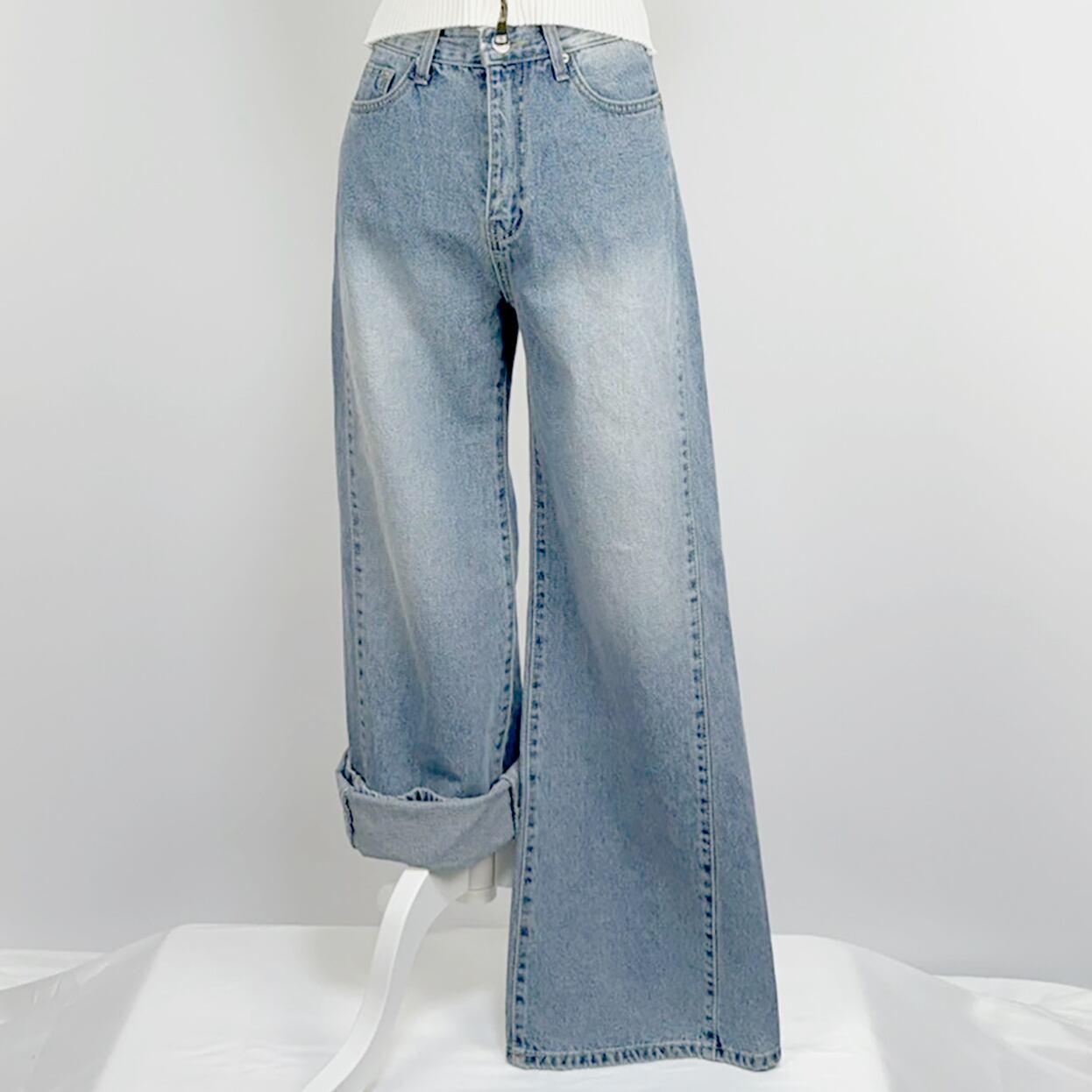 スタイルUPワイドパンツ（デニム）