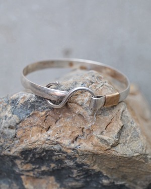 VINTAGE 925 SILVER BANGLE