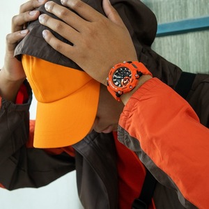 CASIO カシオ G-SHOCK Gショック アナデジ カーボンコアガード構造 GA-2200M-4A オレンジ 腕時計 メンズ