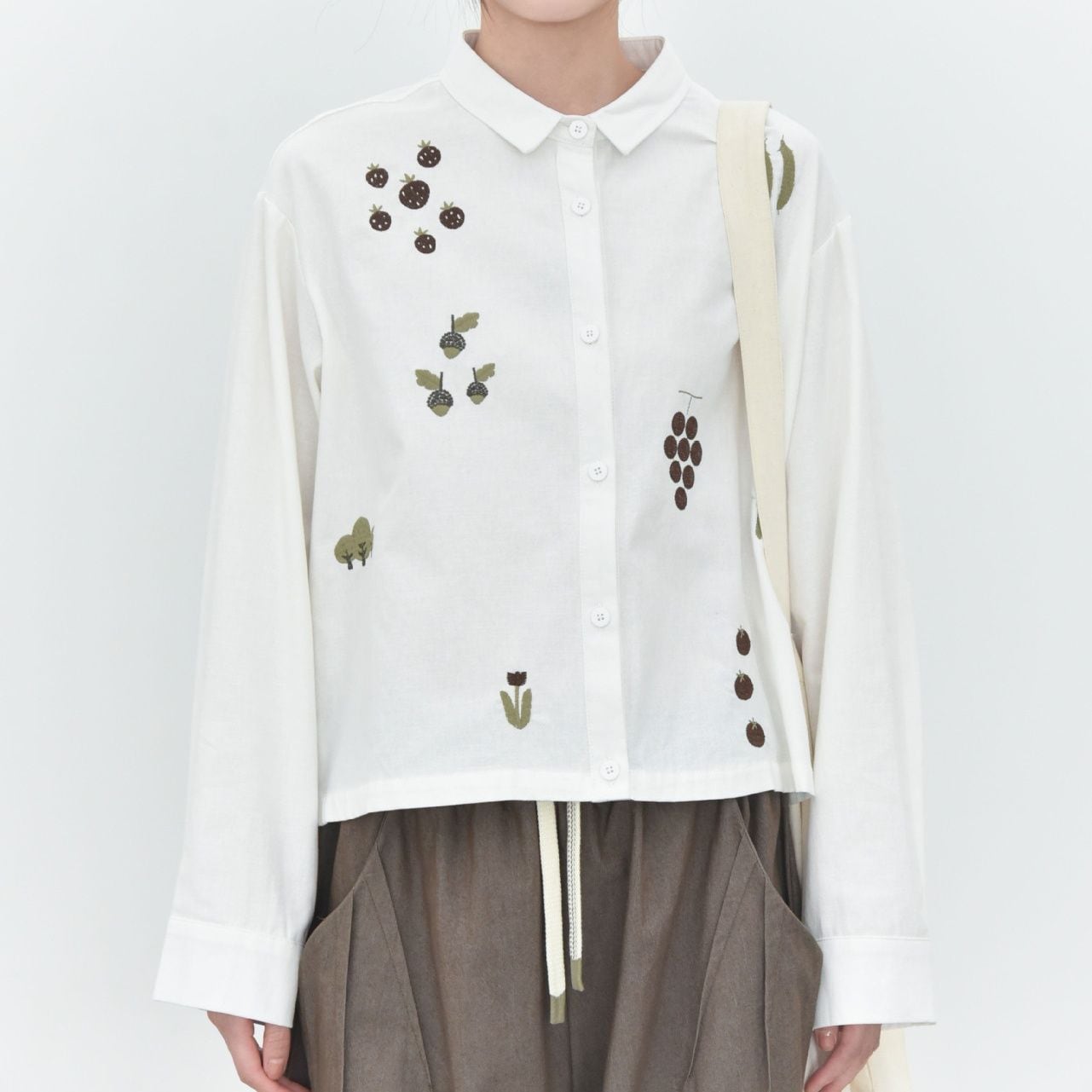 EMBROIDERED TINY COLLAR SHORT SHIRT JACKET 3colors M-16106