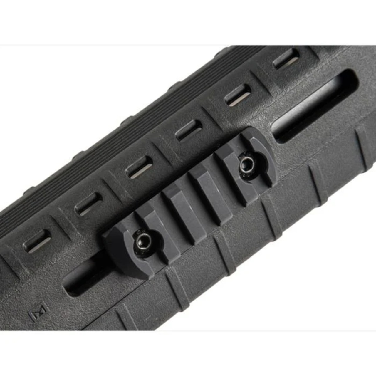 【MAGPUL】 MOE SL ハンドガード カービンレングス-AR15M4 MOE SL Hand Guard, Carbine-Length-AR15M4 【ブラックフラットダークアースステンレスグレー】マグプル