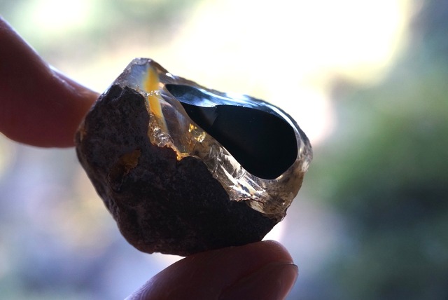 エッグ・イン・オパール Opal Egg 1