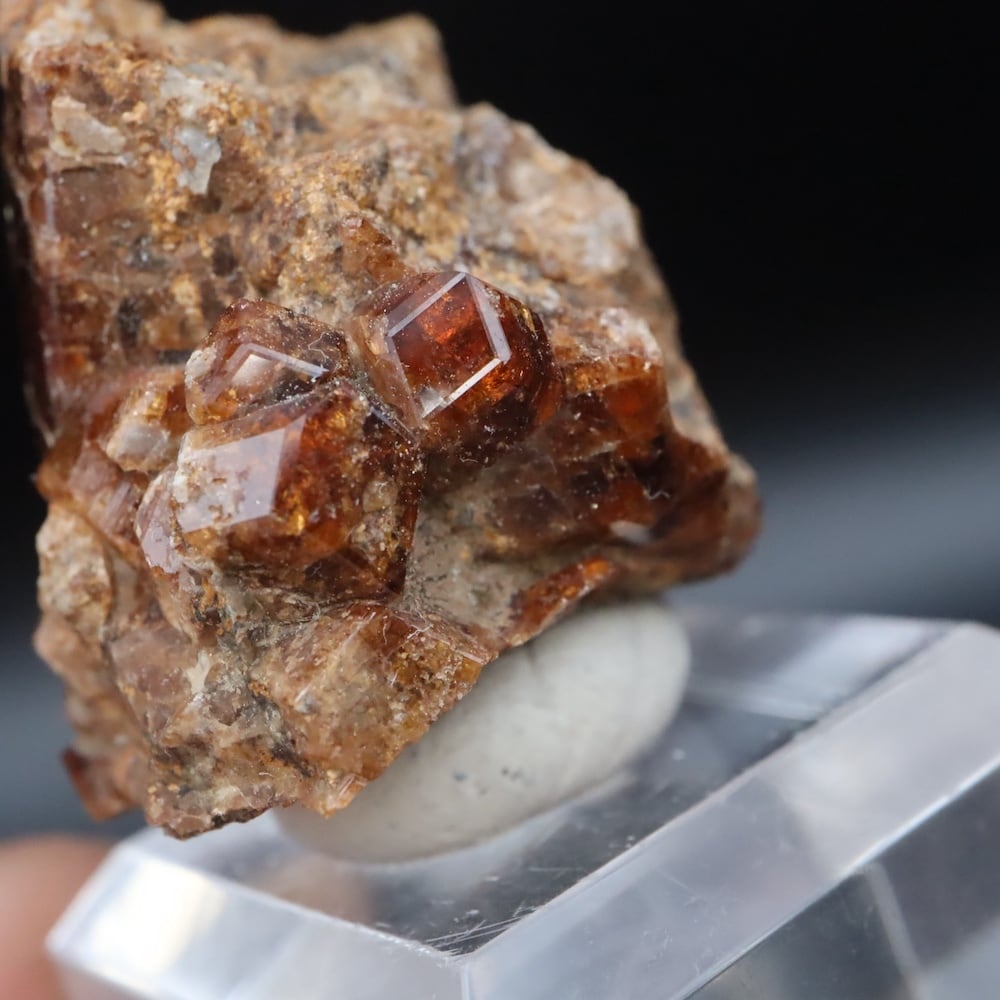 自主採掘！グロッシュラー ガーネット 21.6g GN353 原石 鉱物 天然石
