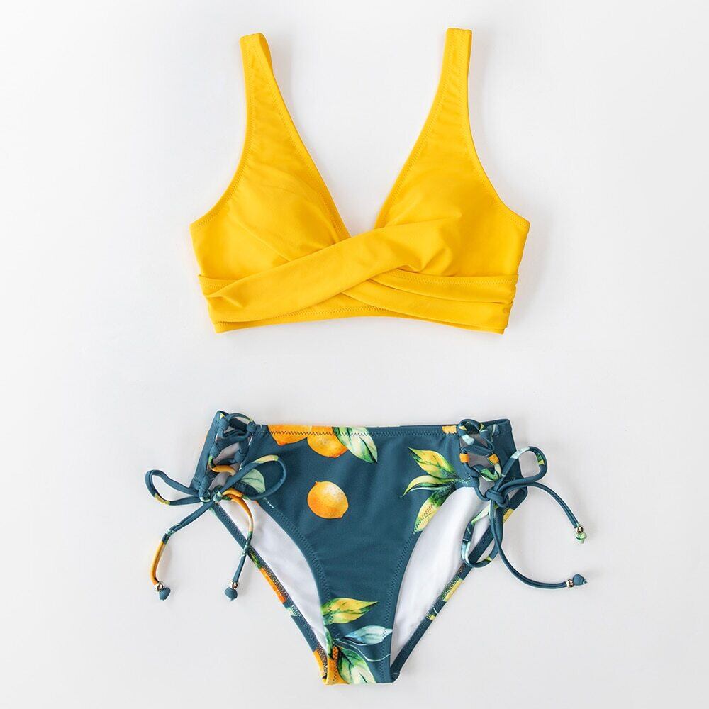 【関税送料込】CUPSHE イエロー 花柄 レースアップ水着 CUPSHE】 イエロー フローラル レースアップ ビキニ 即納