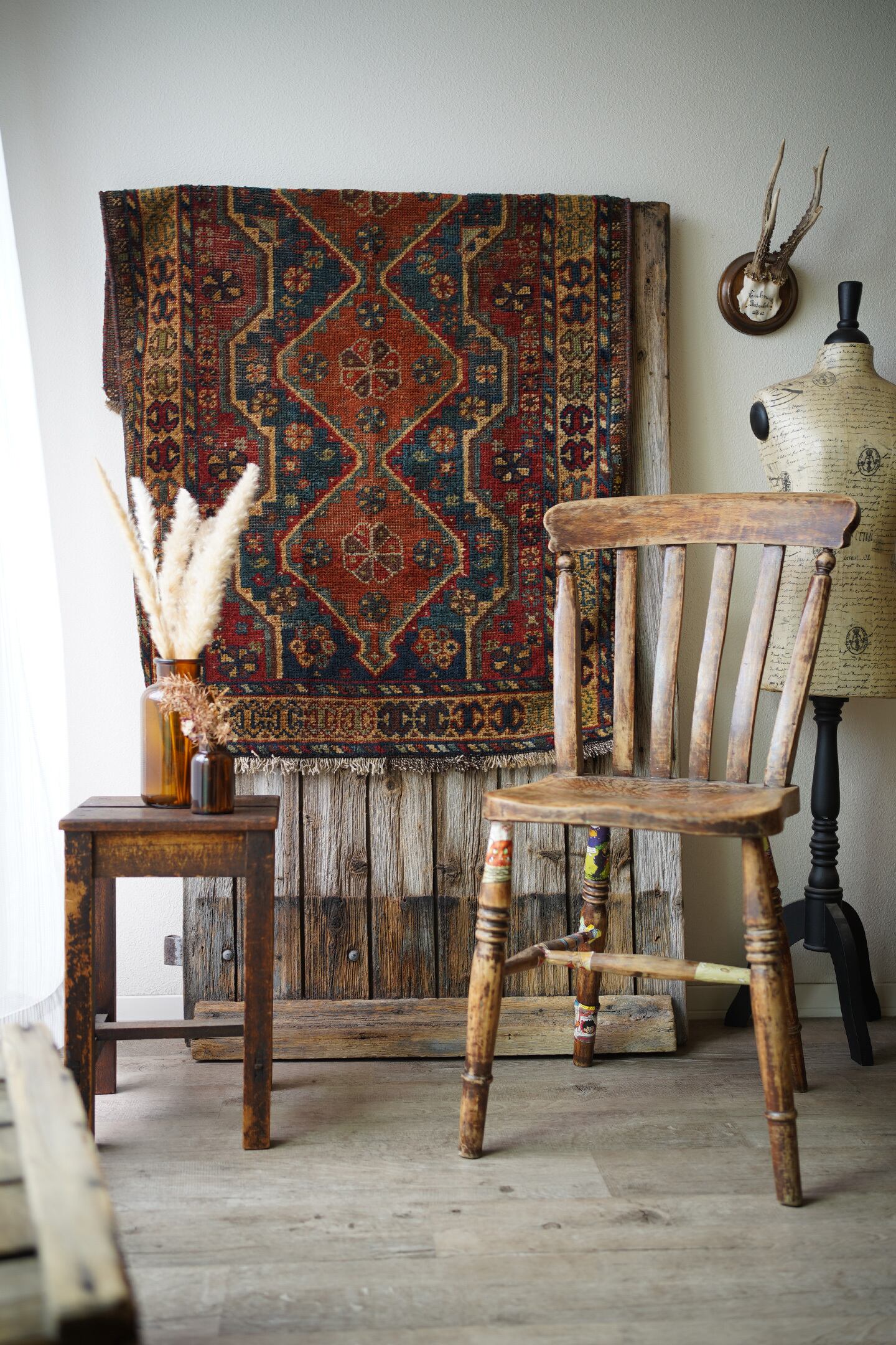 376】Semi Antique Persian Shiraz Qashqai rug 1940's | ヴィンテージ