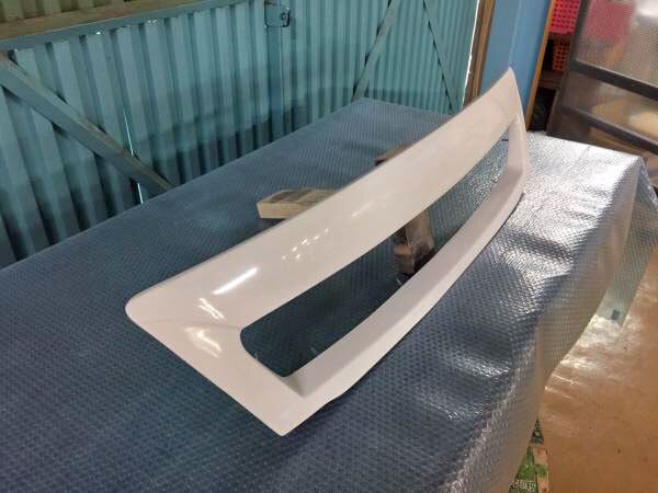 NV350キャラバン用KMTオリジナルカーボンミラーバイザー左右セット未使用品 サイドミラーバイザーリアル(カーボン製) KMTオリジナル | KMT-kansai