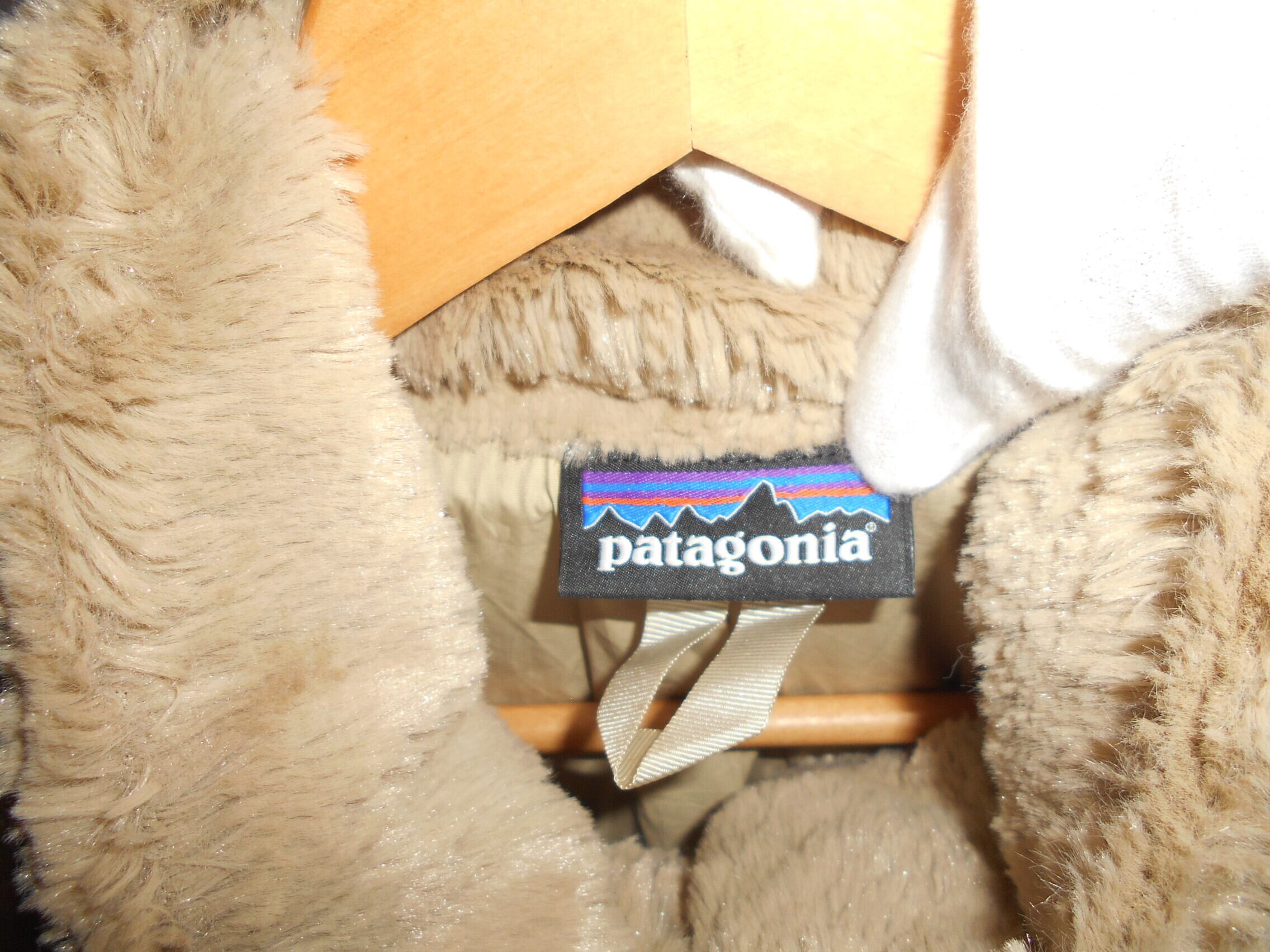 021190● patagonia Women's Pelage Jacket