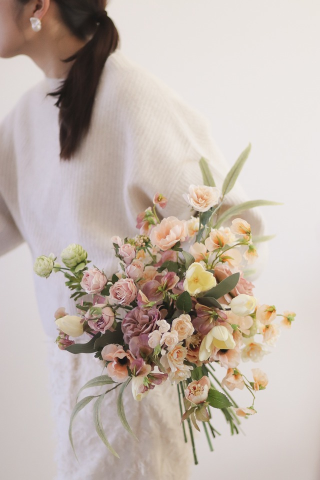 〈 完成品販売ブーケ 〉 nuance tulip artificialflower bouquet